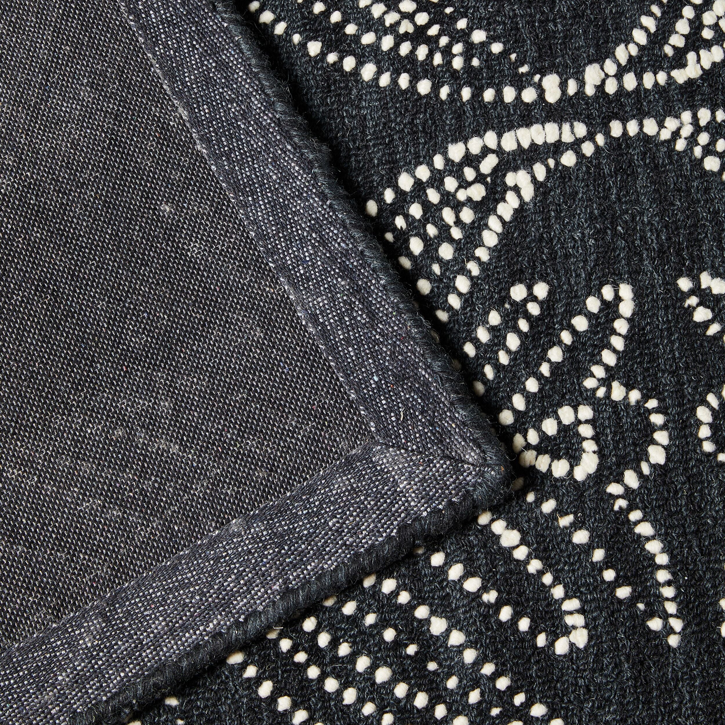 Dreamtime Hand Tufted Wool Black & White Runner 80x300cm - Image 3