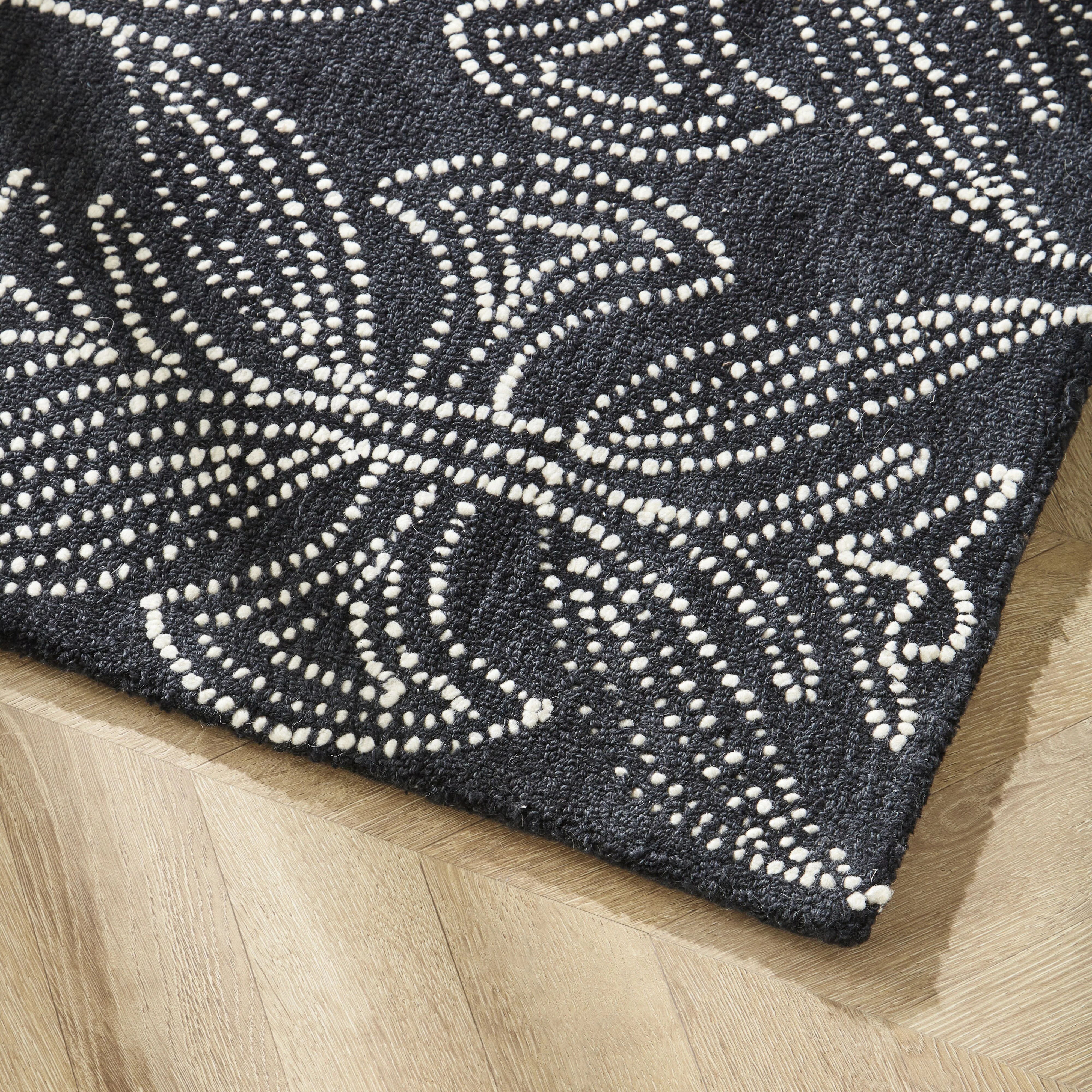 Dreamtime Hand Tufted Wool Black & White Runner 80x300cm - Image 5