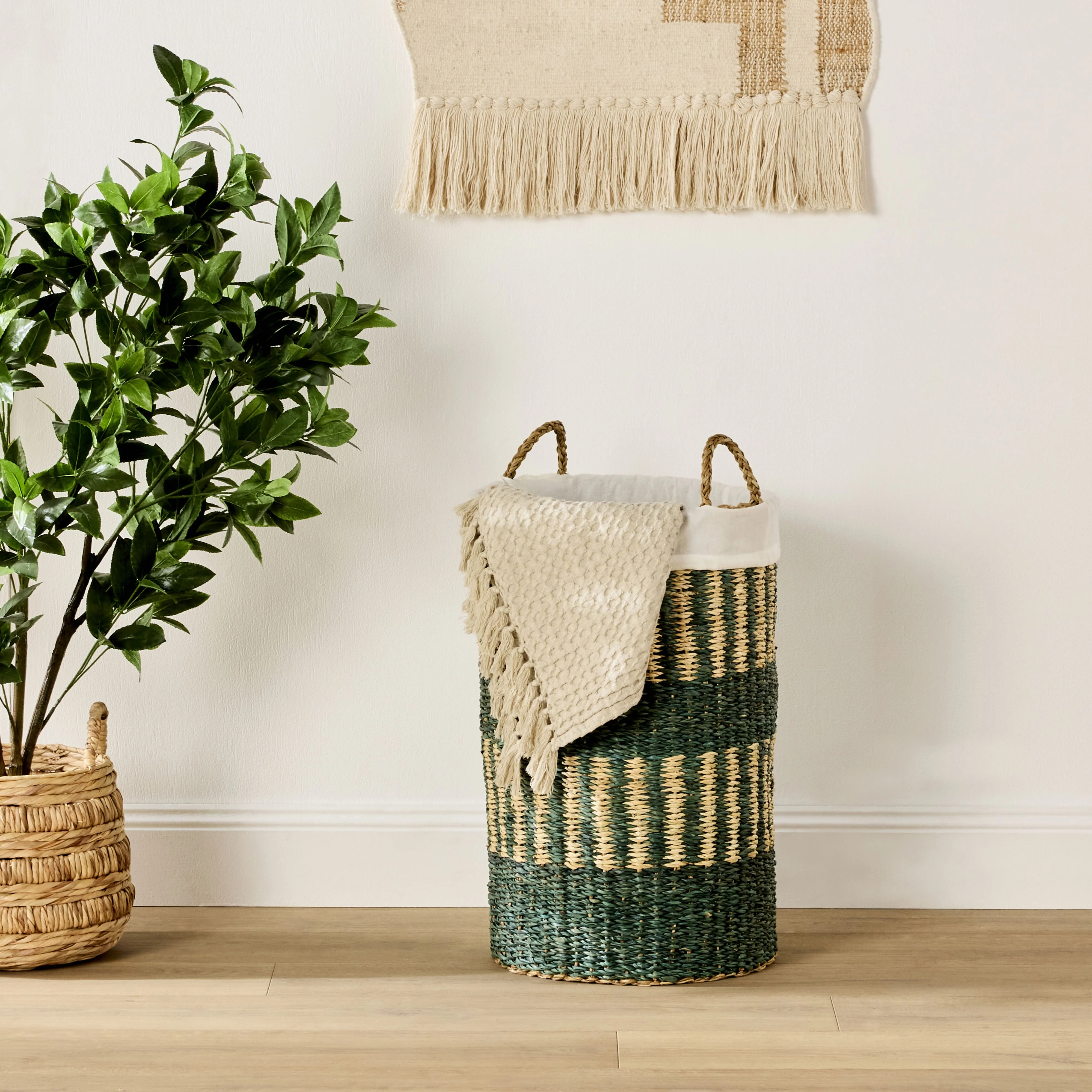 Elira Stripe Lined Laundry Basket - Image 7