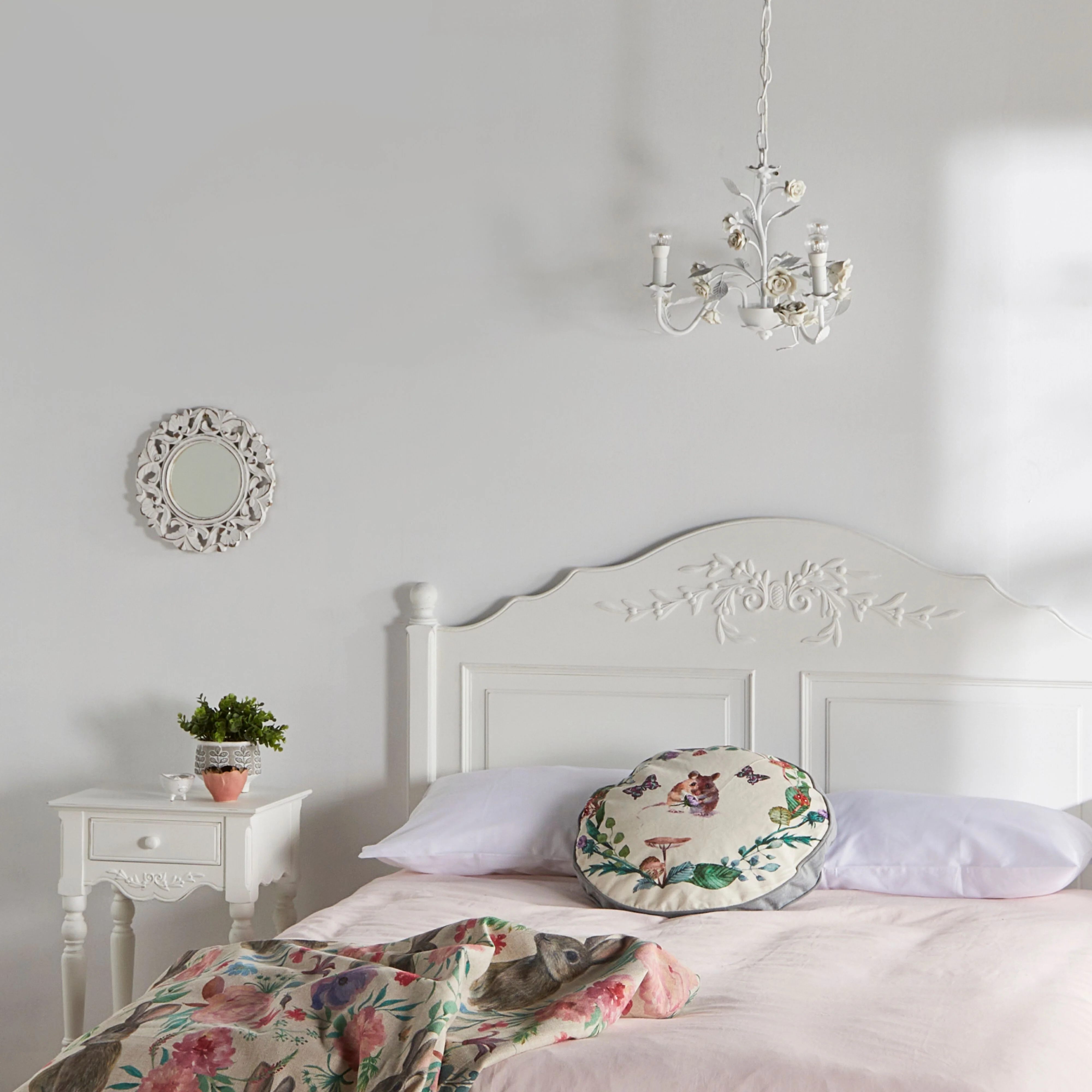 Ellina White Floral 3 Light Chandelier - Image 5