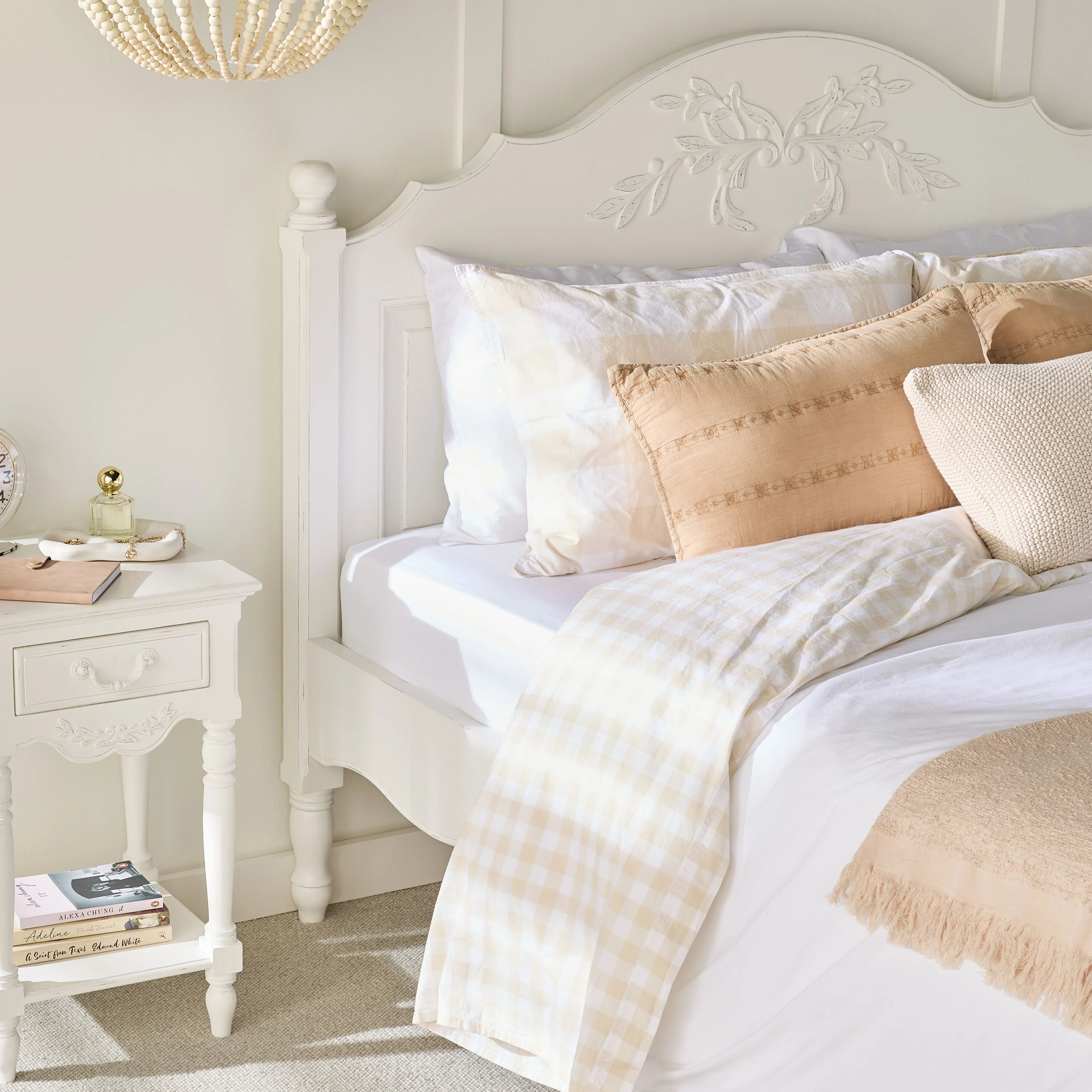 Emilie Queen Bed - Image 10