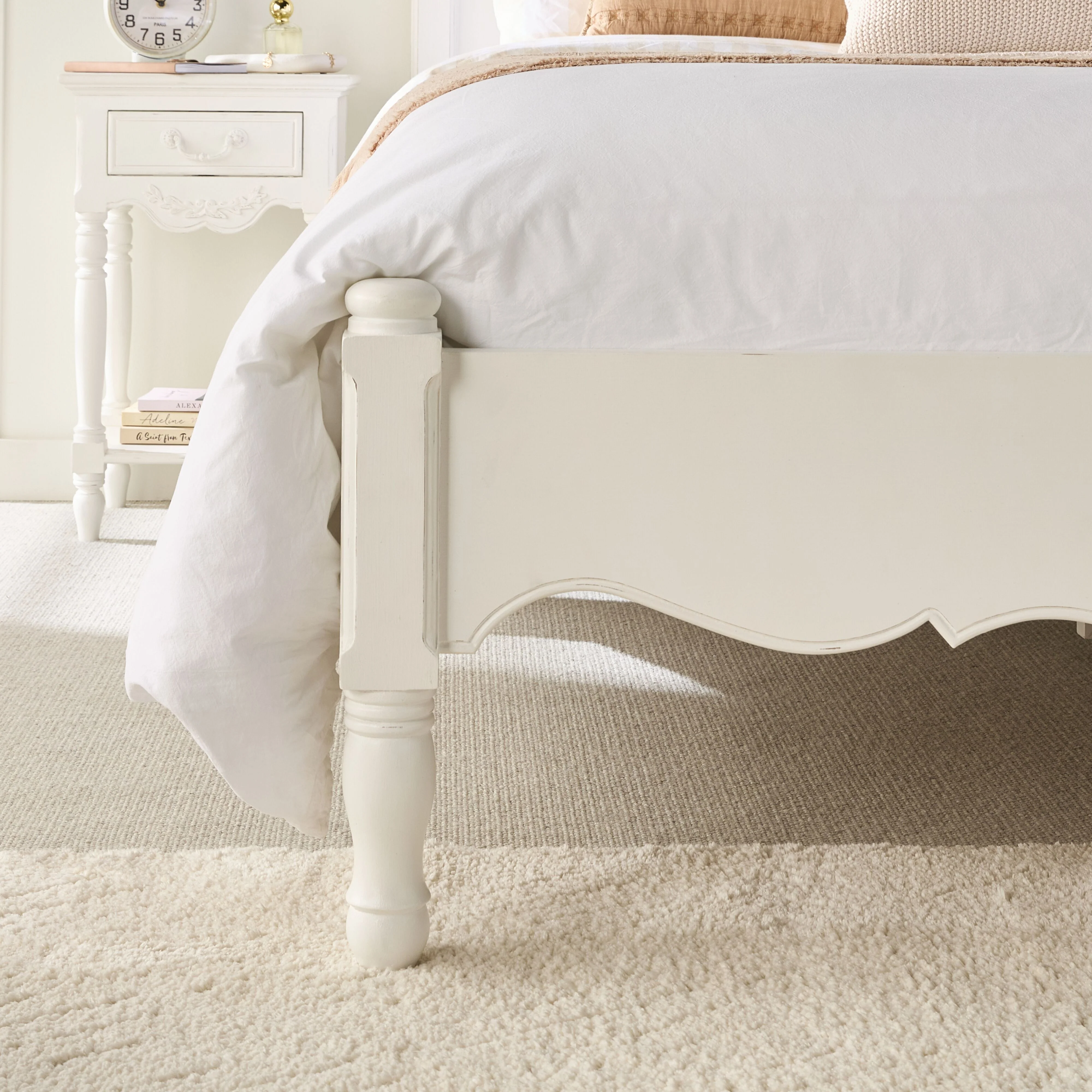 Emilie Queen Bed - Image 12