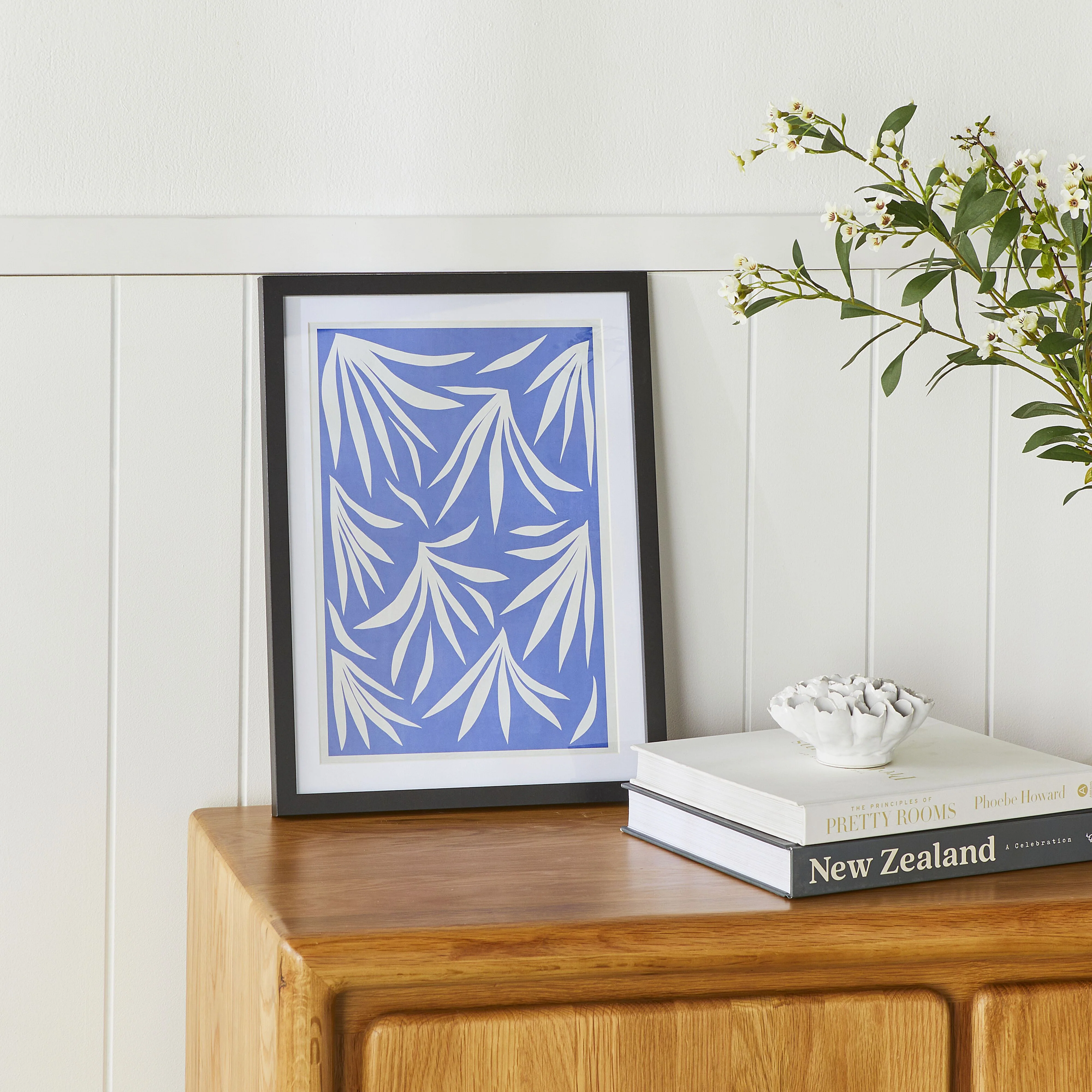 Fans in Blue Framed Print 30x40cm - Image 4