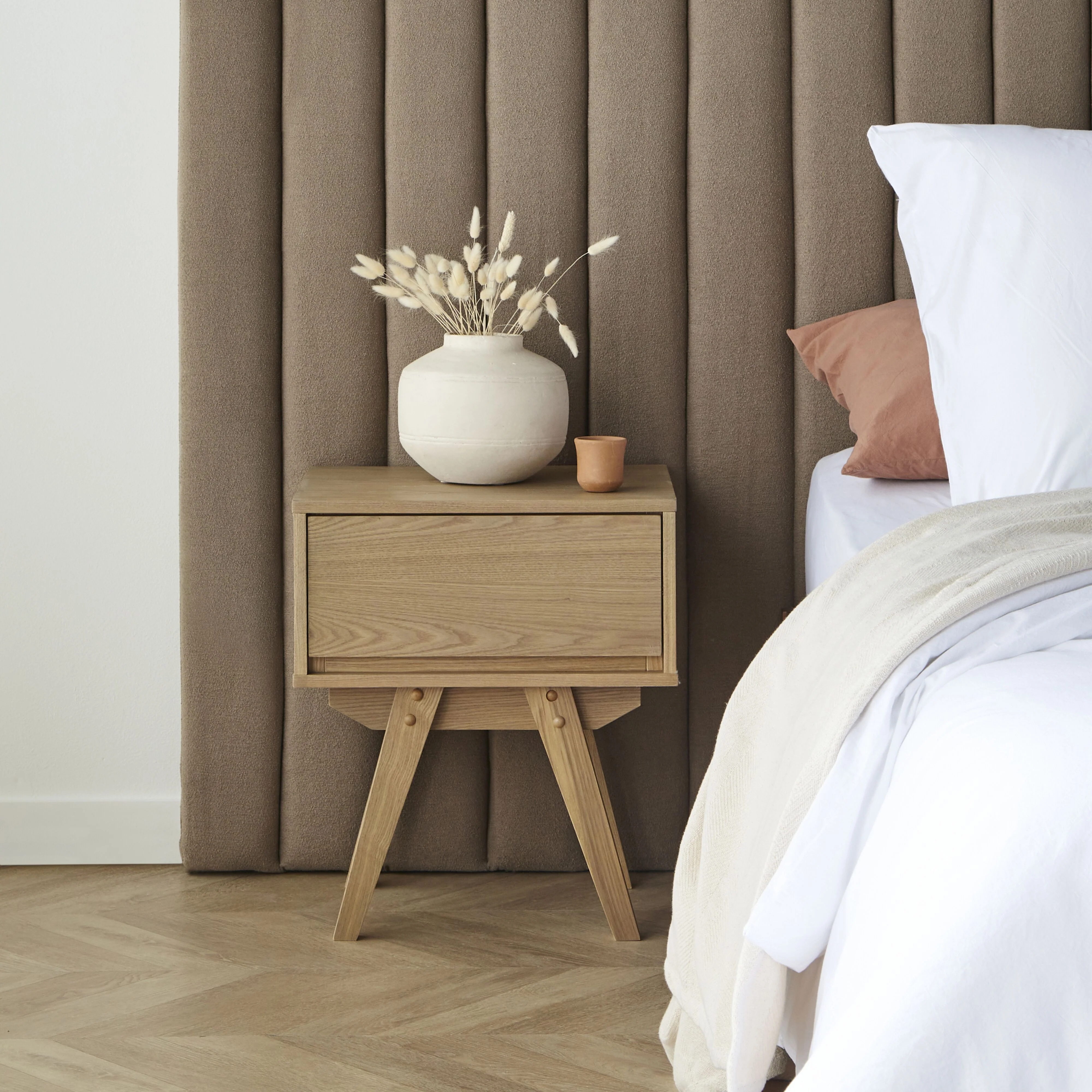 Farrow 1 Drawer Bedside - Image 7