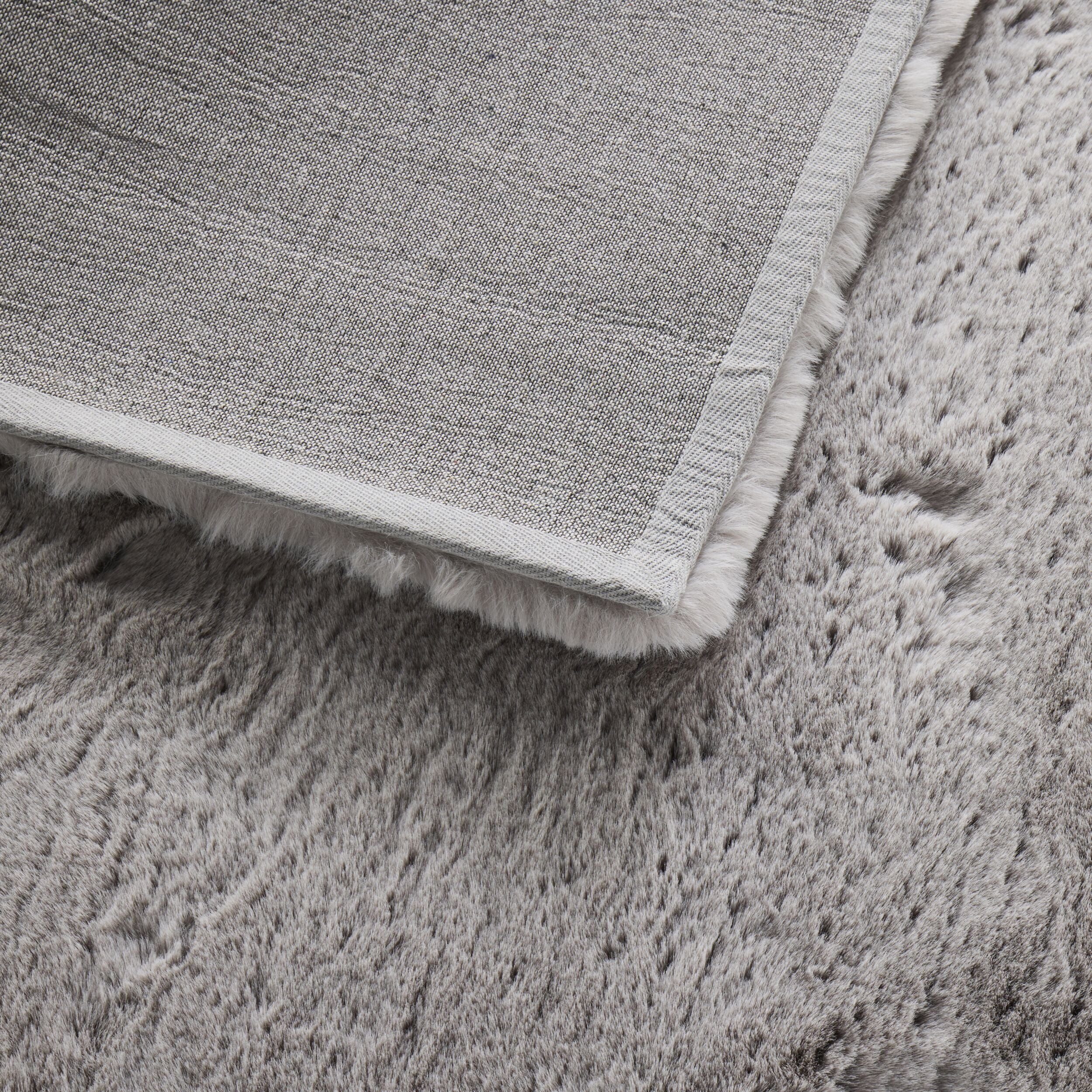 Faux Rabbit Fur Rug Silver 120x180cm - Image 3