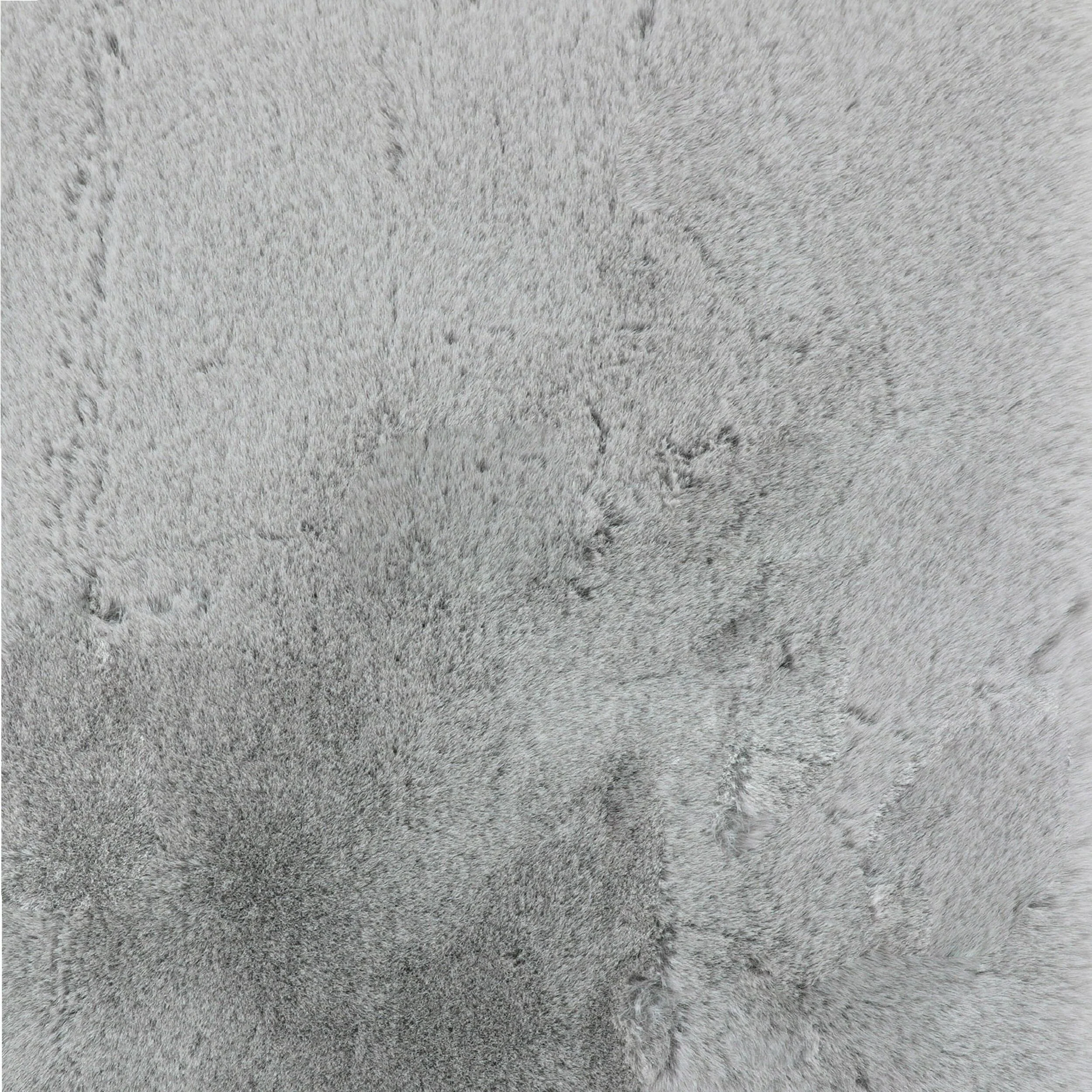 Faux Rabbit Fur Rug Soft Grey 150x240cm - Image 3
