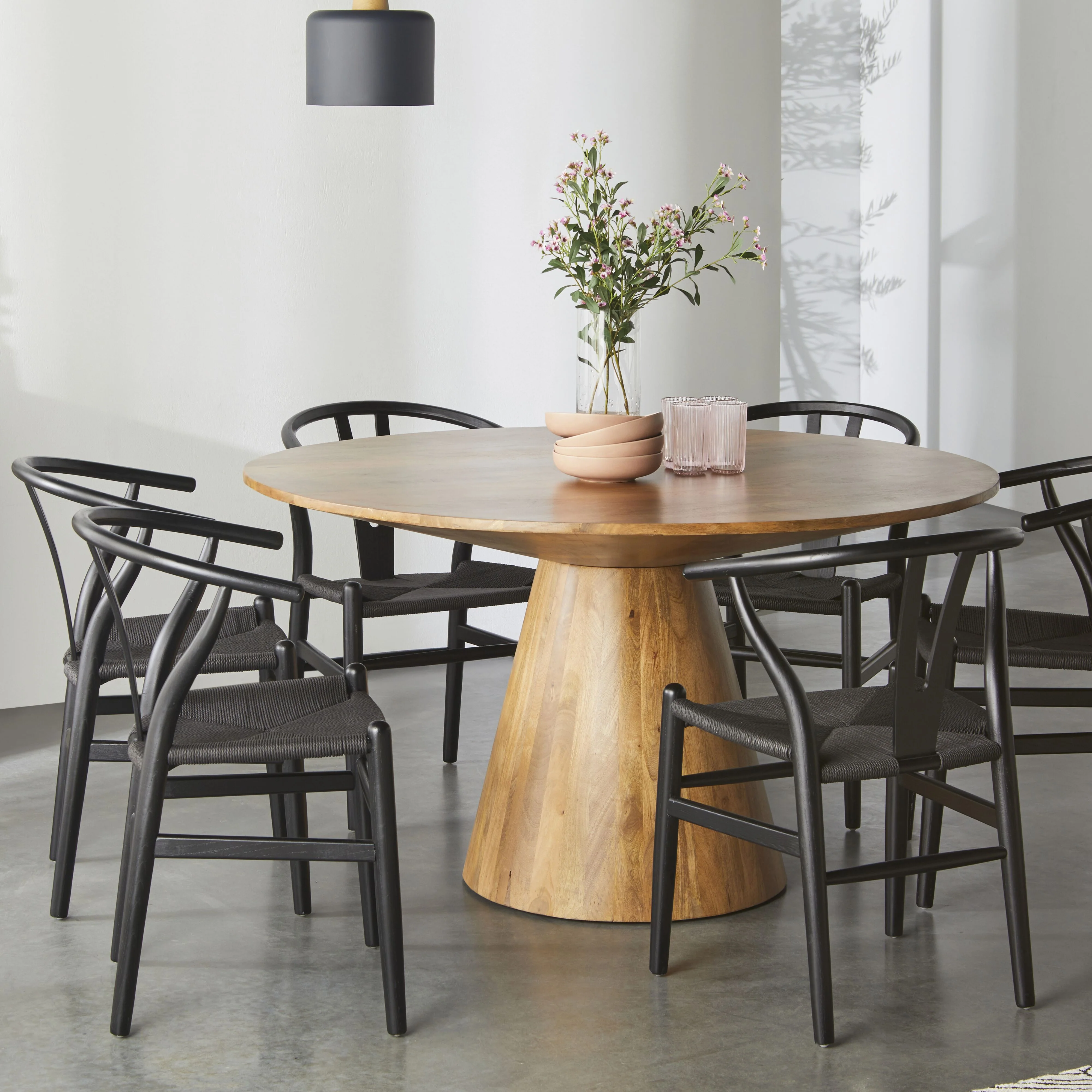Fen Round Dining Table 140cm - Image 4