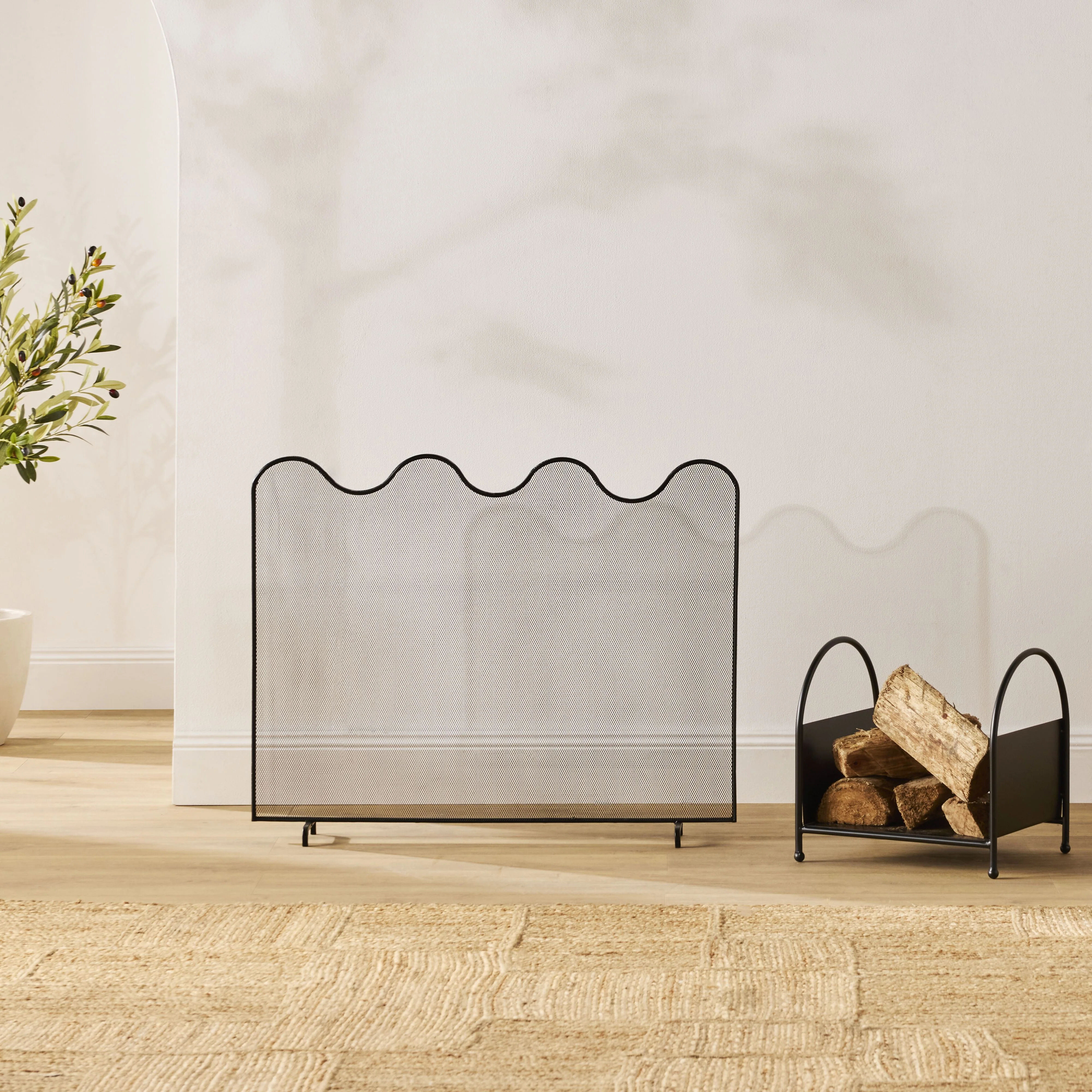 Flo Fire Screen Black - Image 5