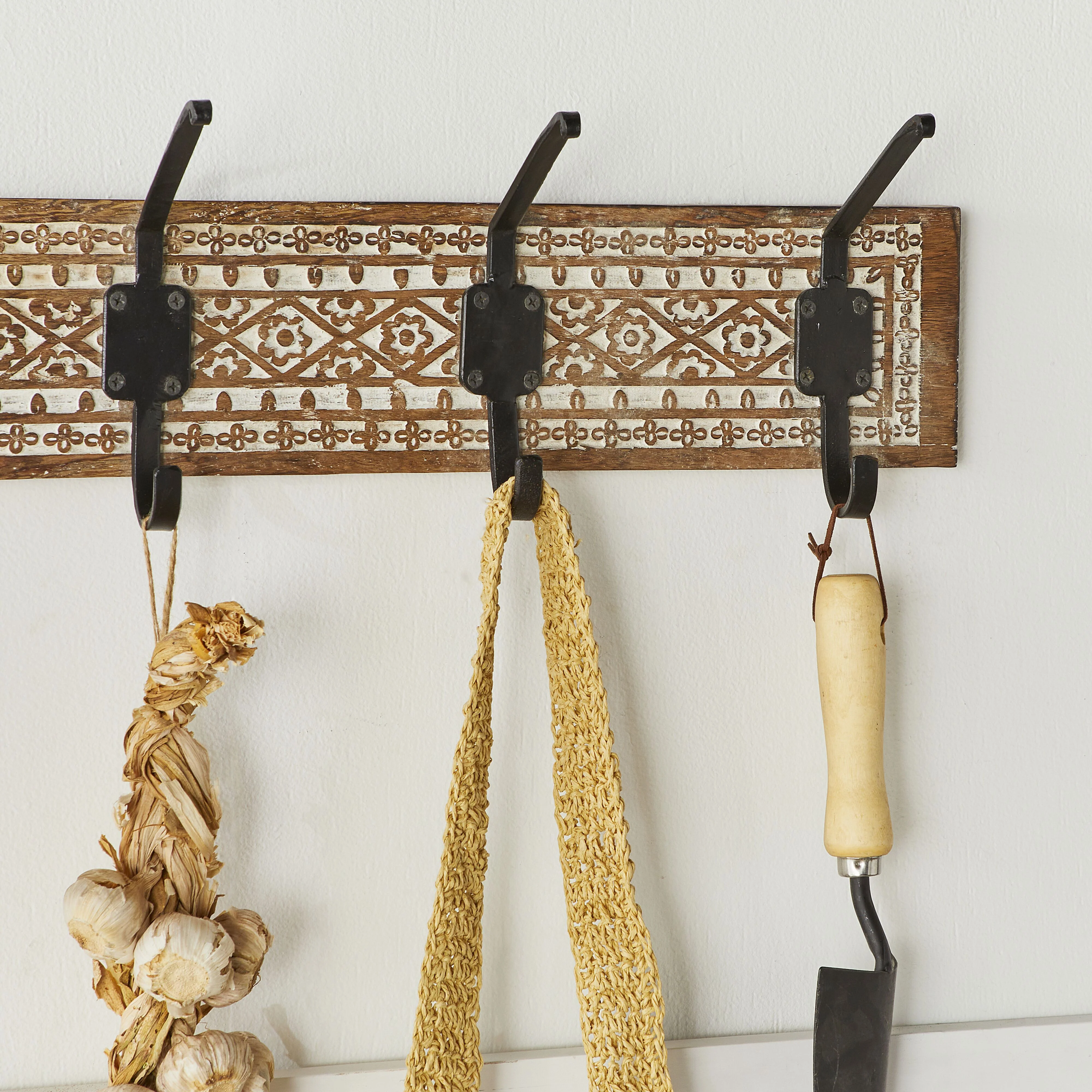 Folk Parvani Hook Board 80x19x14cm - Image 5