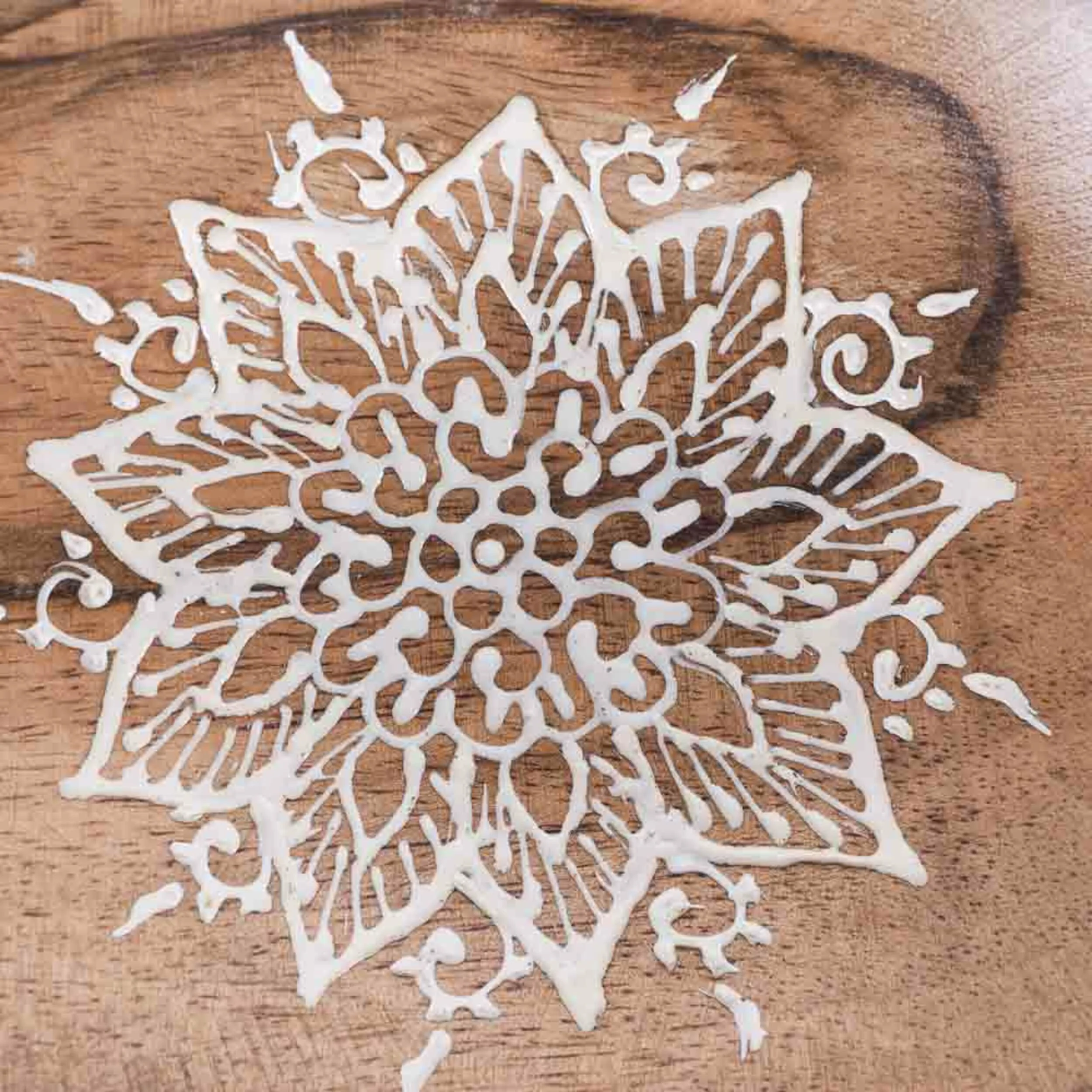 Frieze Wooden Henna Teardrop Dish 8x5cm - Image 2