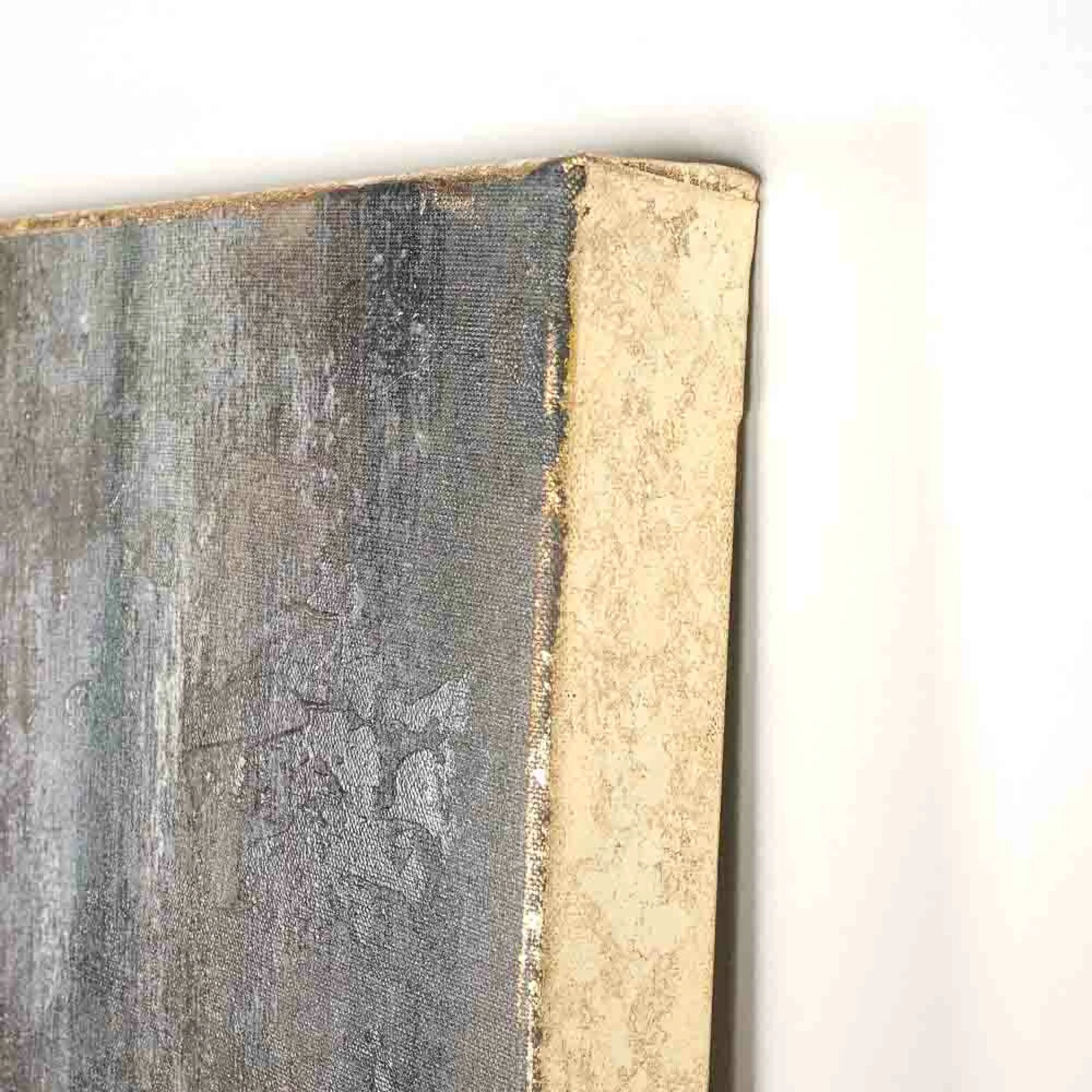 Galleries Lady In White Gold Leaf Siding Canvas Print 160x120cm - Image 3