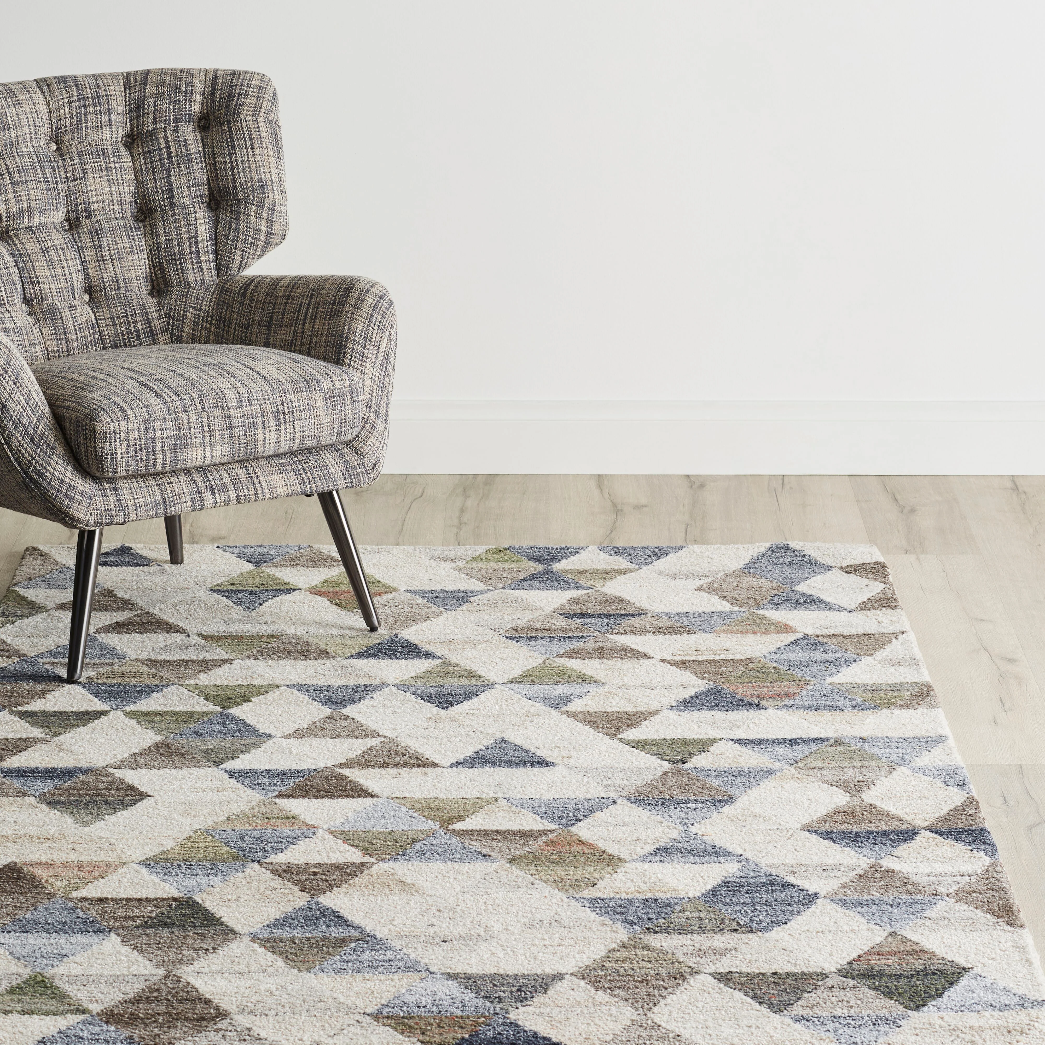 Geo Shaded Diamond Hand Tufted Blue & Cream Rug 240x150cm - Image 4