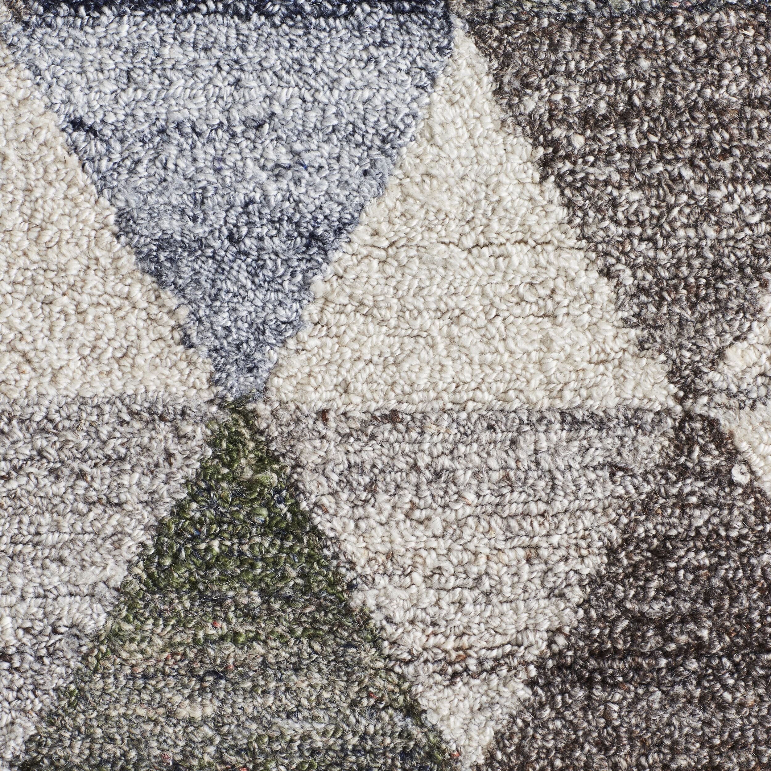 Geo Shaded Diamond Hand Tufted Blue & Cream Rug 300x240cm - Image 3