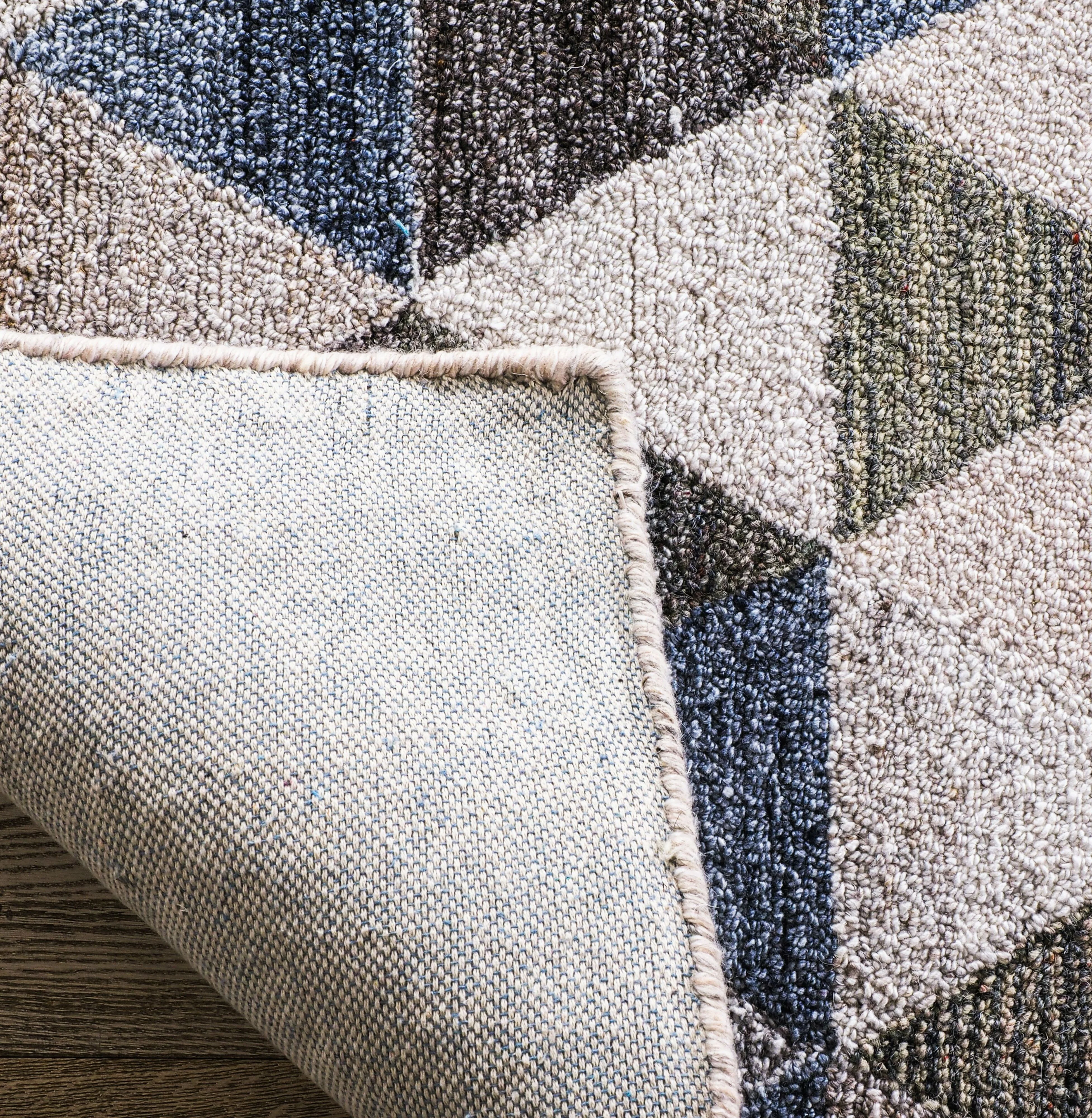 Geo Shaded Diamond Hand Tufted Blue & Cream Rug 300x240cm - Image 8