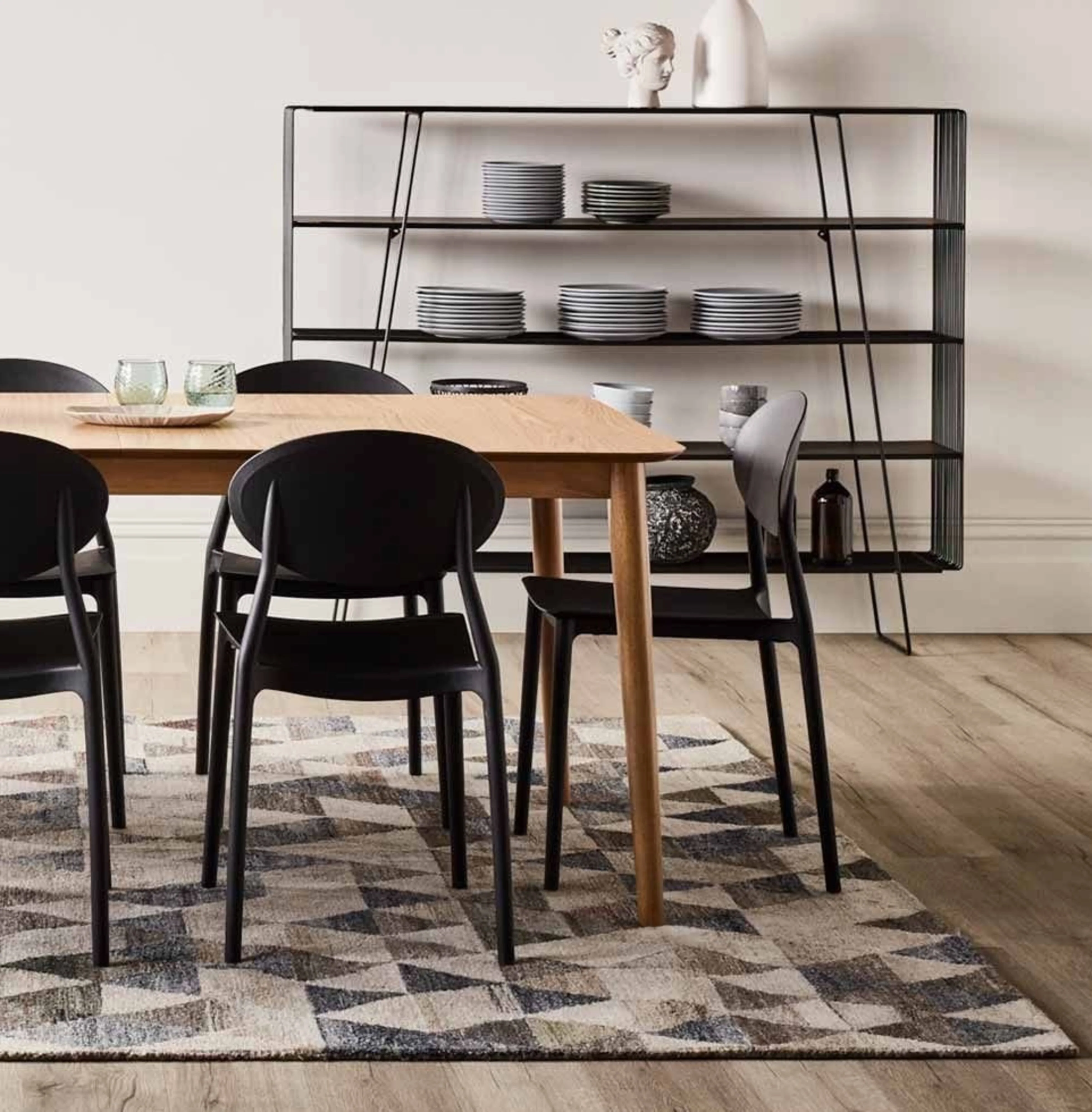 Geo Shaded Diamond Hand Tufted Blue & Cream Rug 300x240cm - Image 9