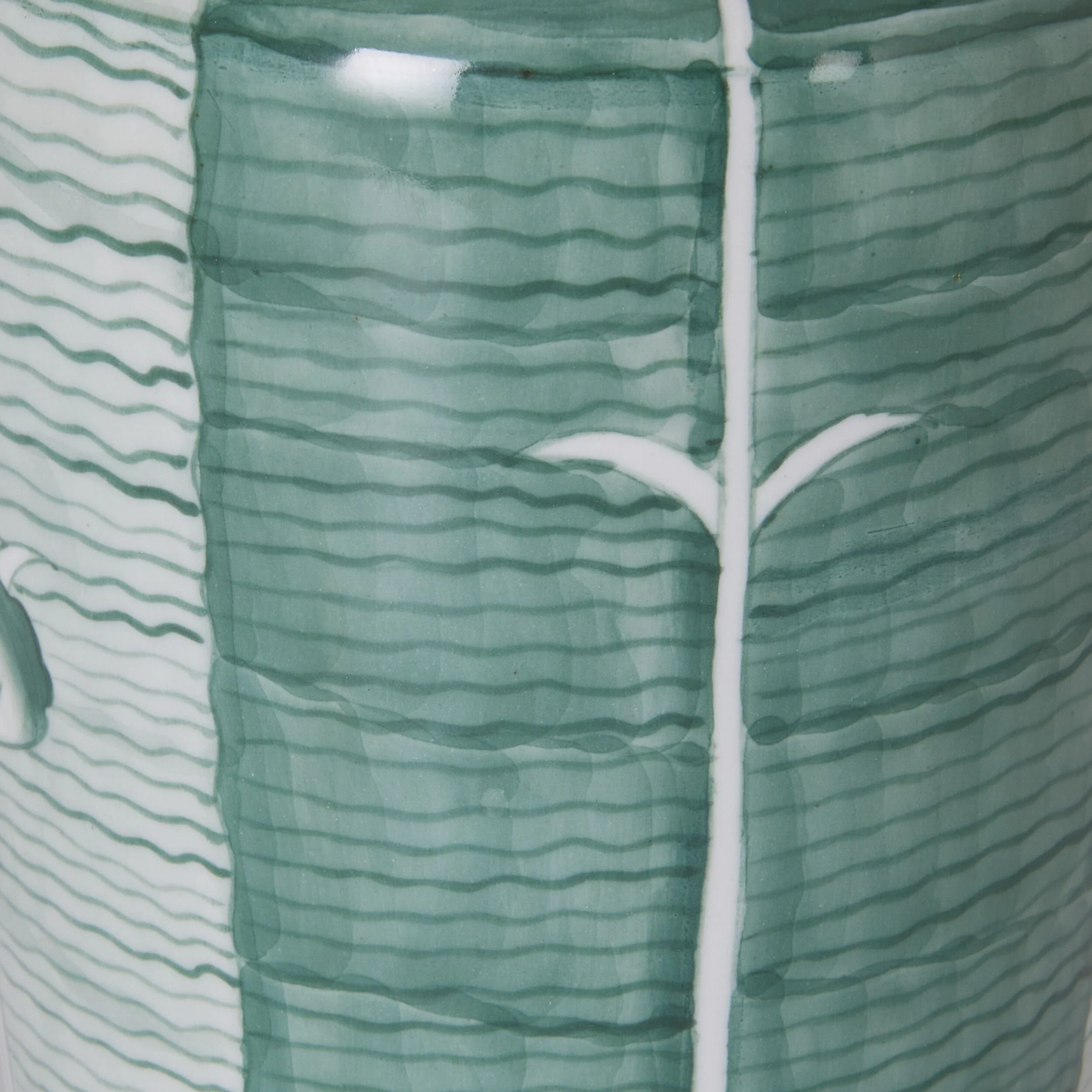 Green Lotus Table Lamp 56cm - Image 7