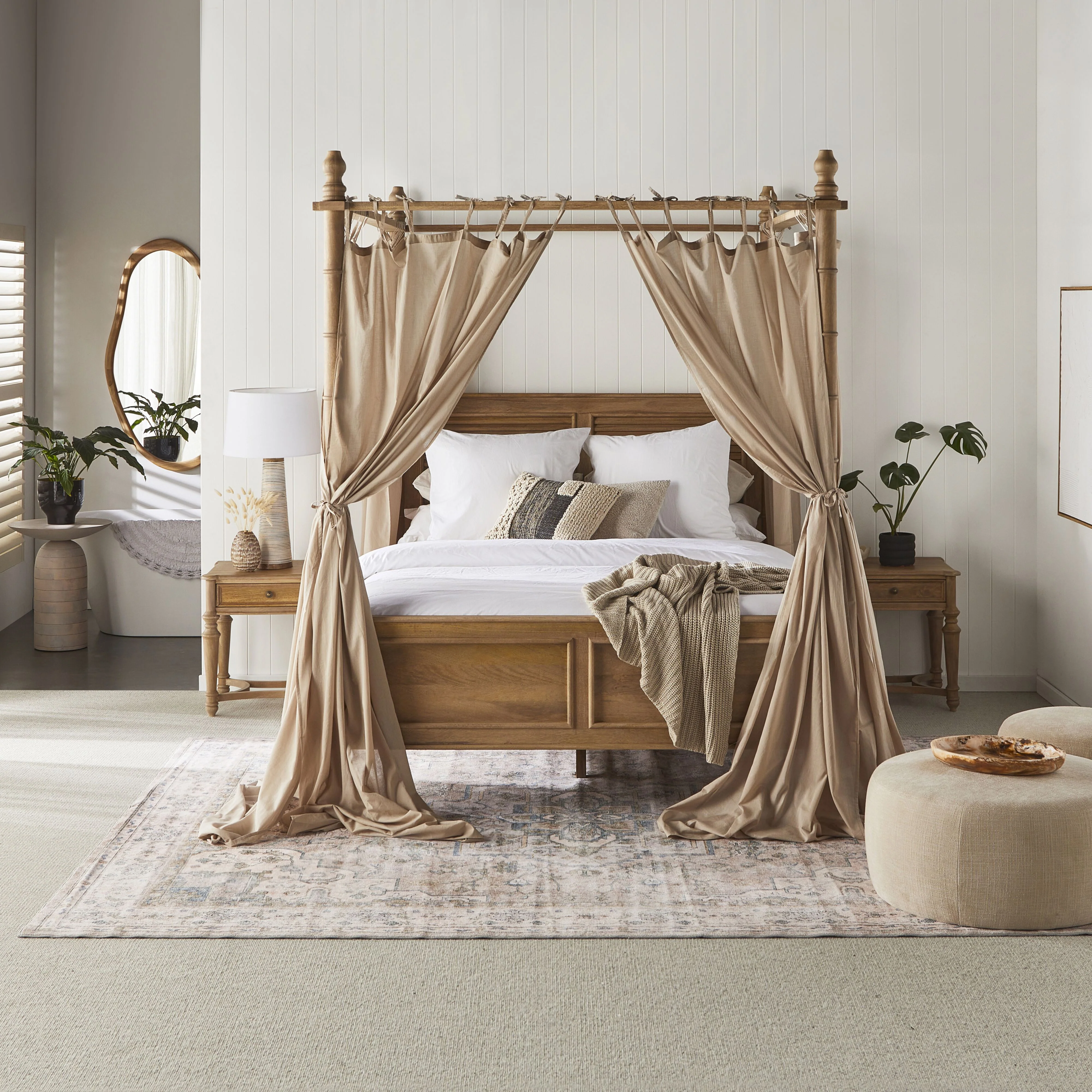 Hampton Mango Wood King Canopy Bed - Image 13