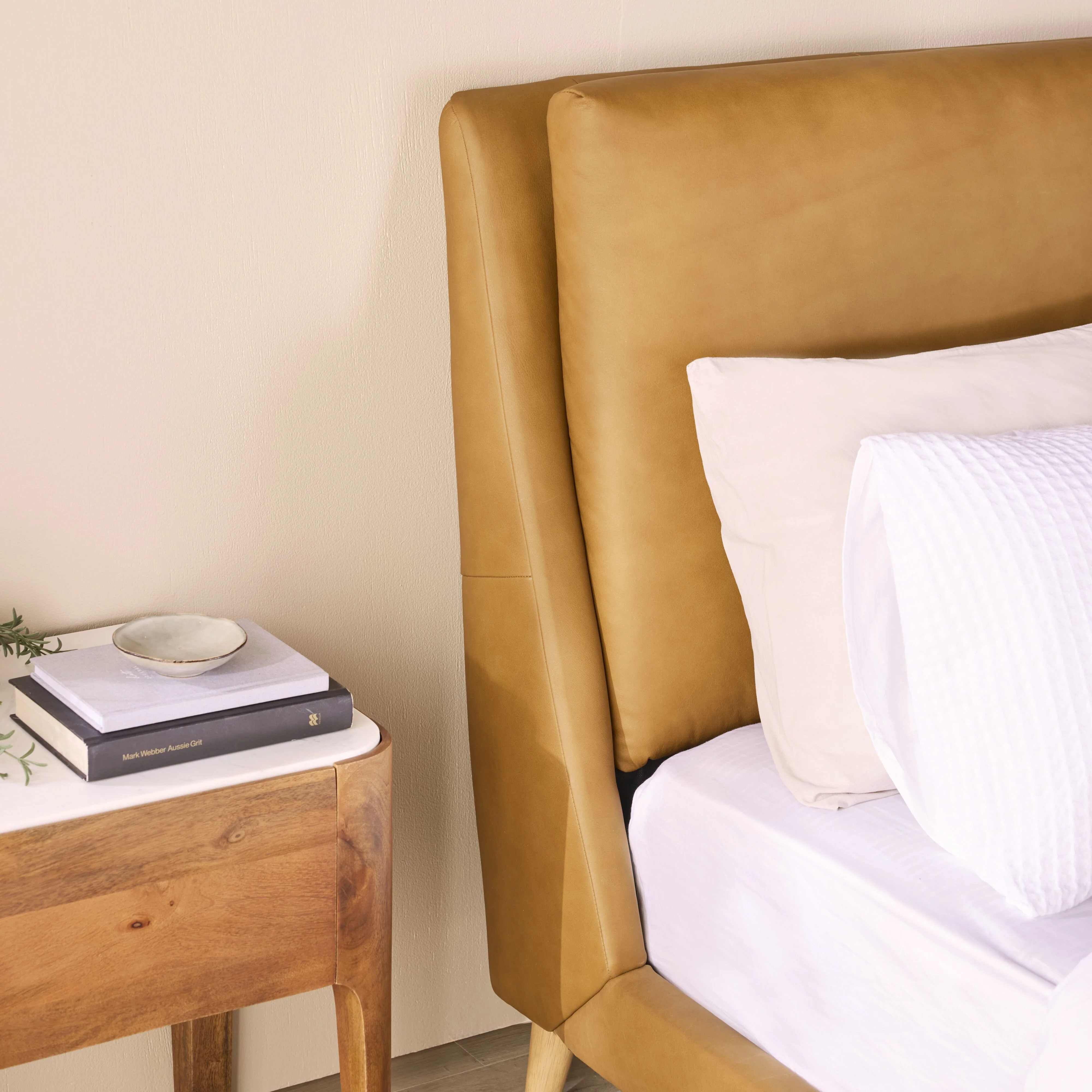 Harlem Leather Queen Bed - Image 10