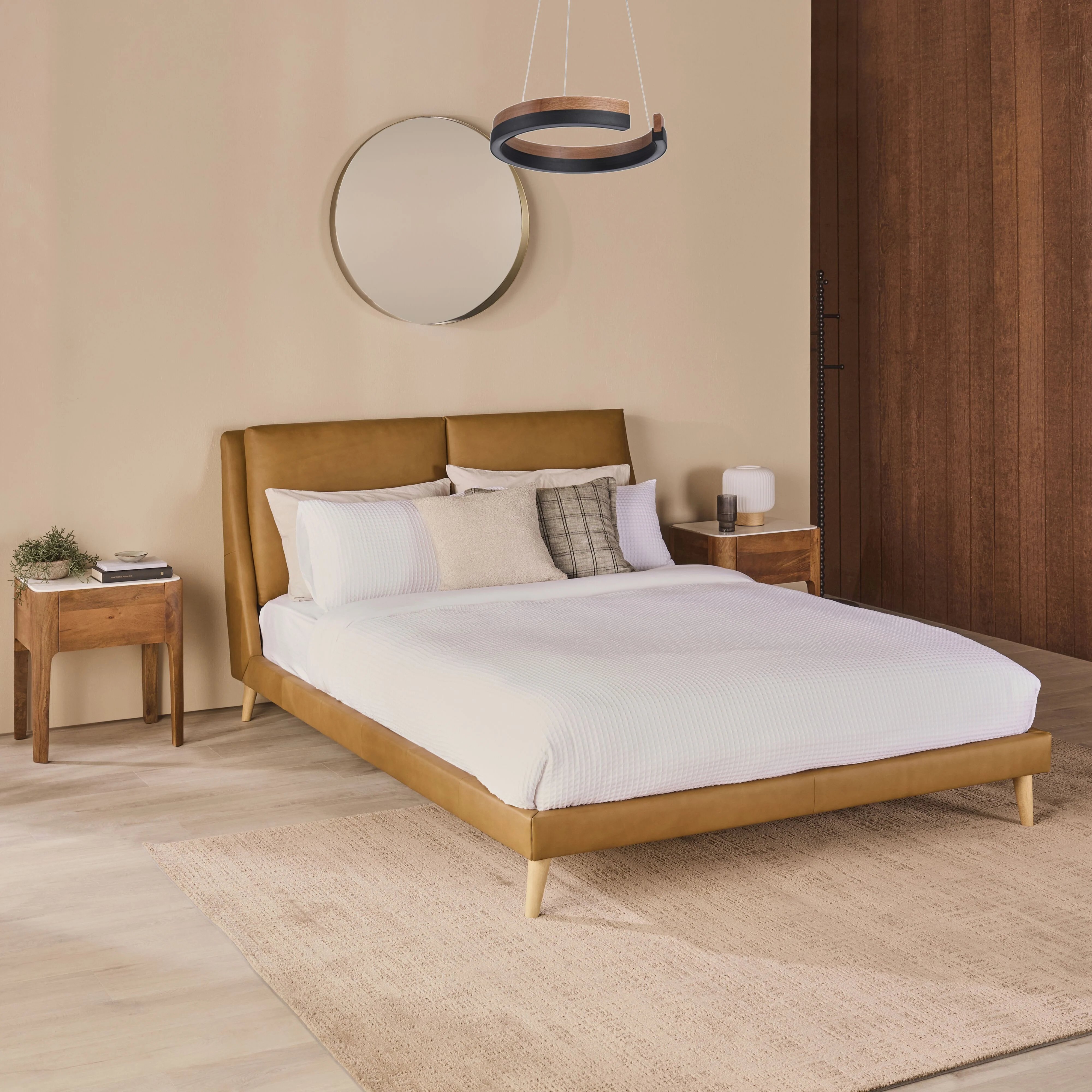 Harlem Leather Queen Bed - Image 9