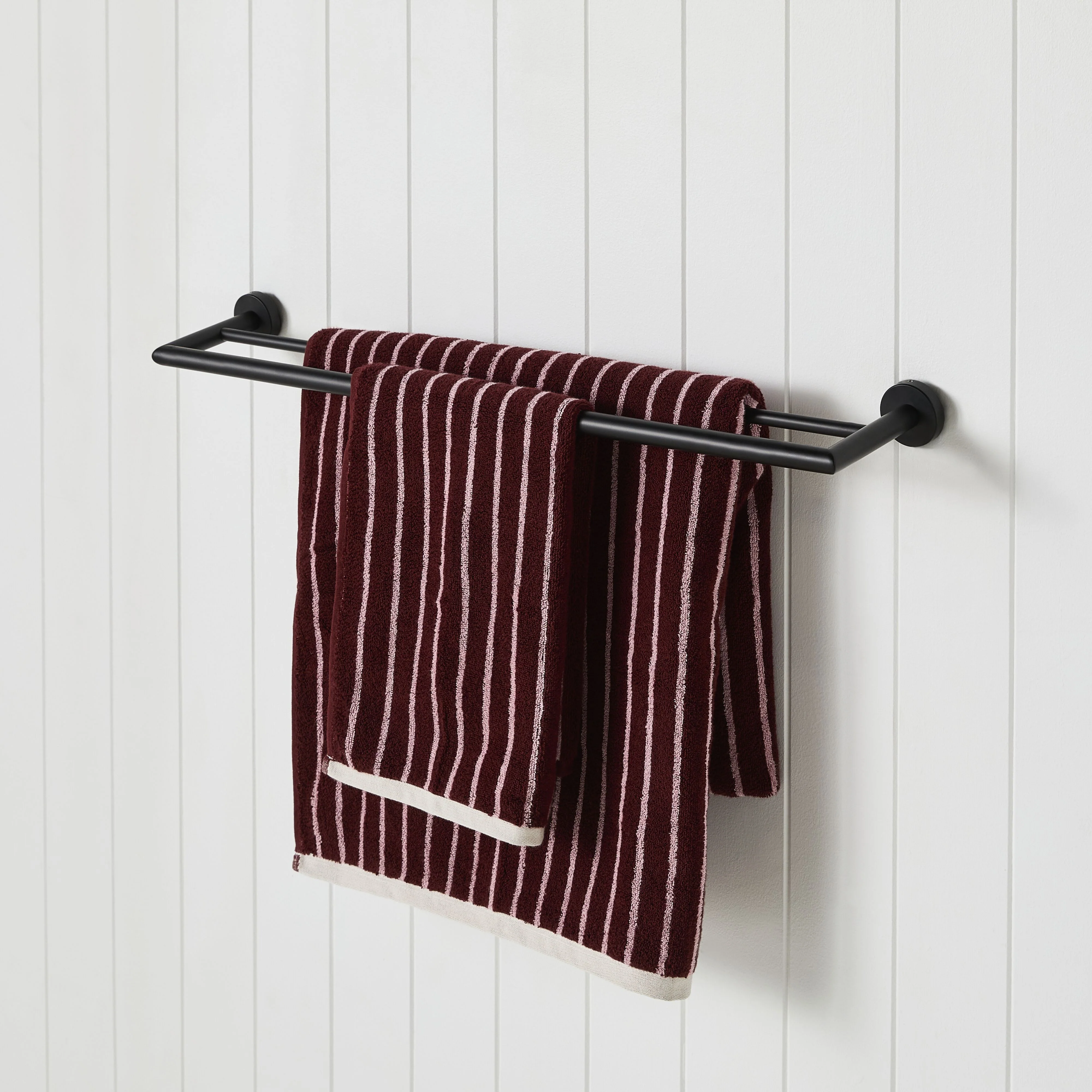Harper Double Towel Rail 75cm Matt Black - Image 4