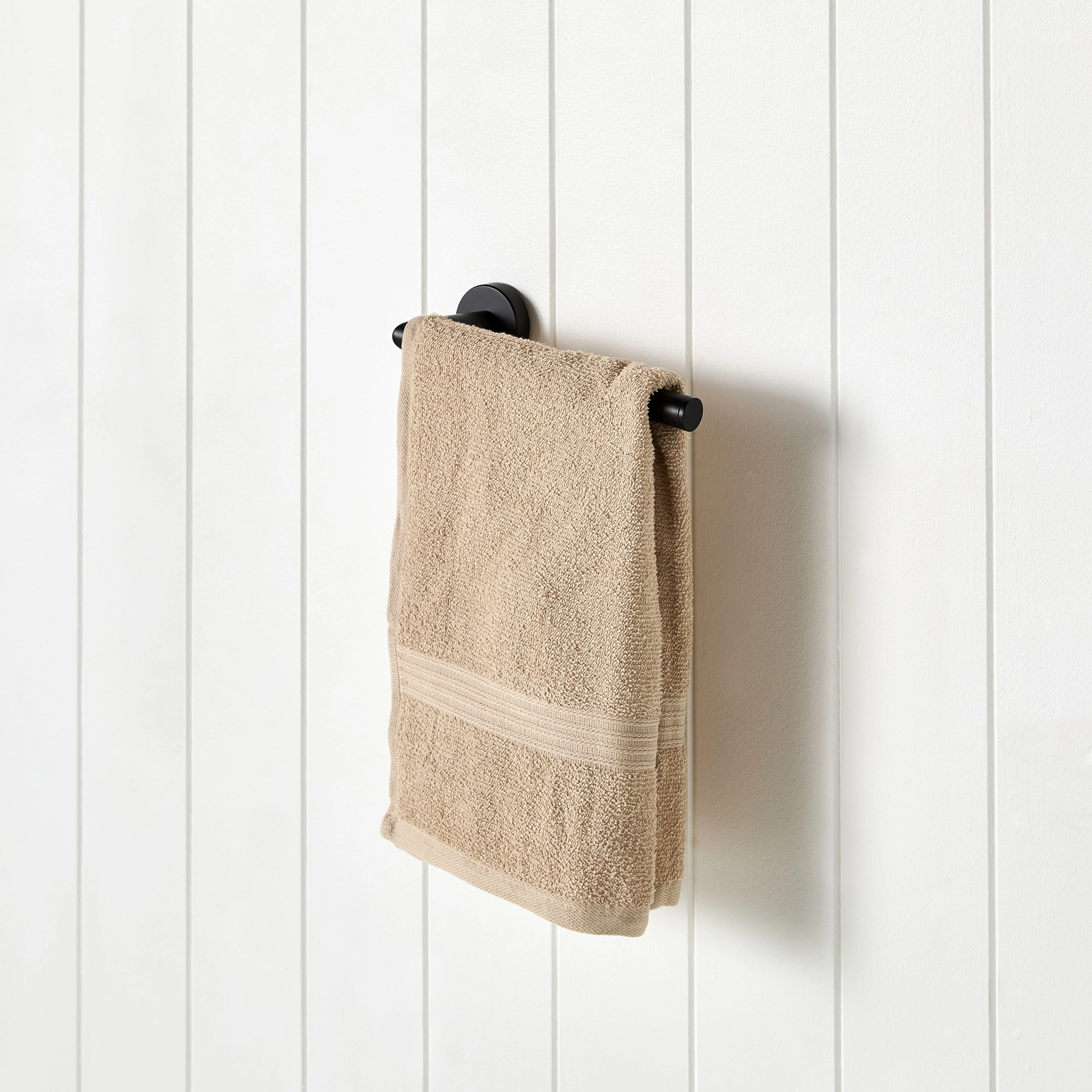 Harper Hand Towel Holder Matt Black - Image 3
