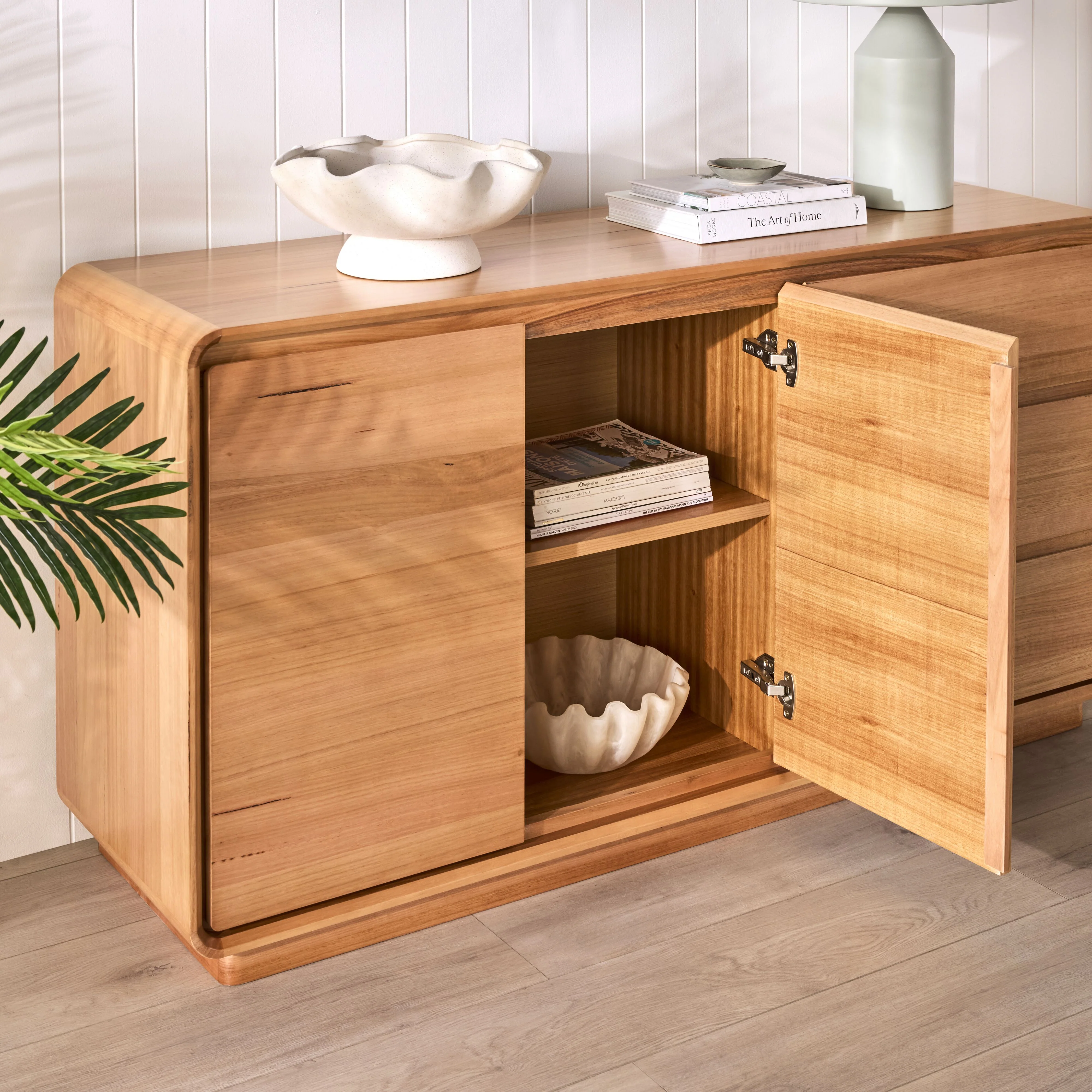Hazelbrook 3 Drawer 2 Door Buffet - Image 12