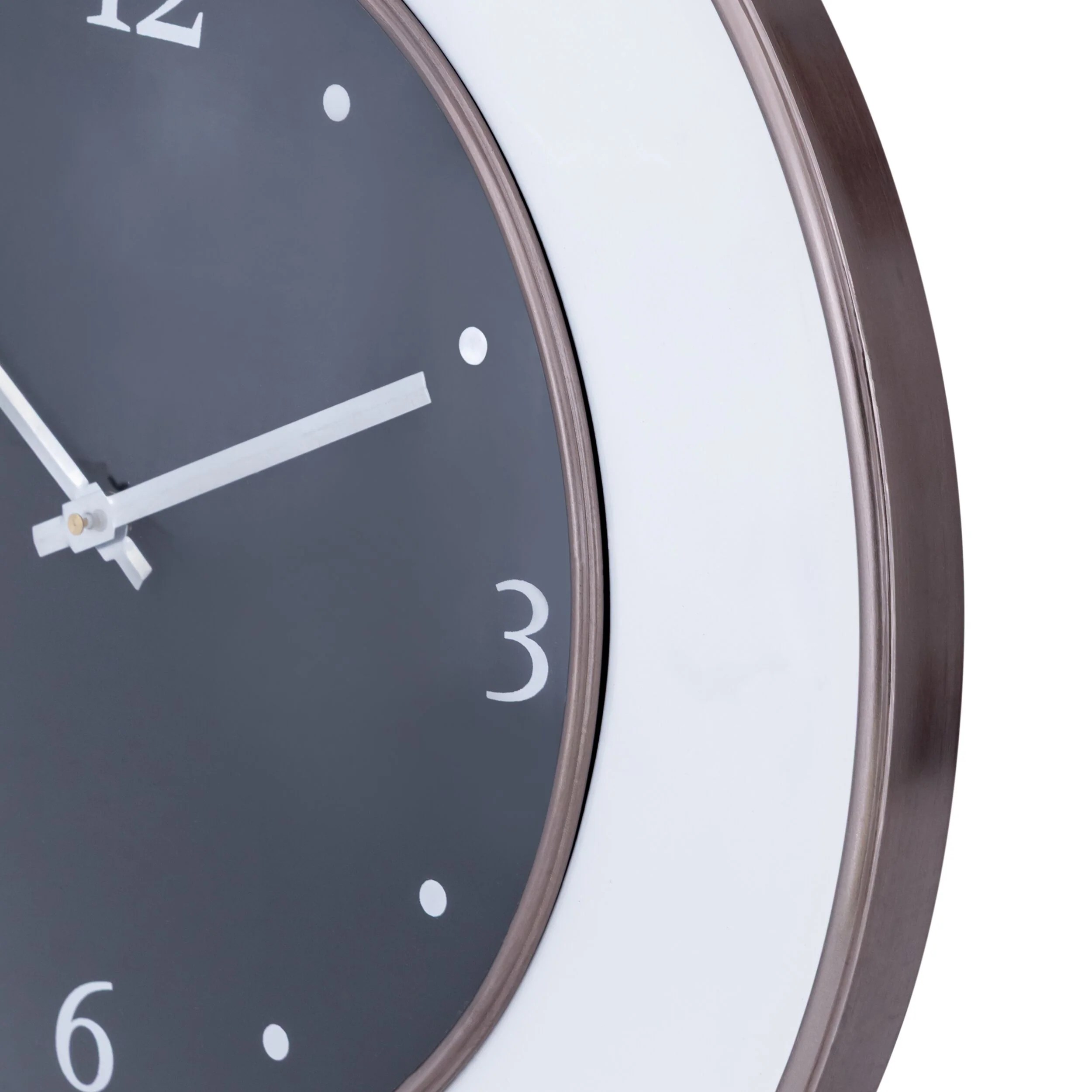 Iron Wall Clock with Enamel 46cm - Image 2