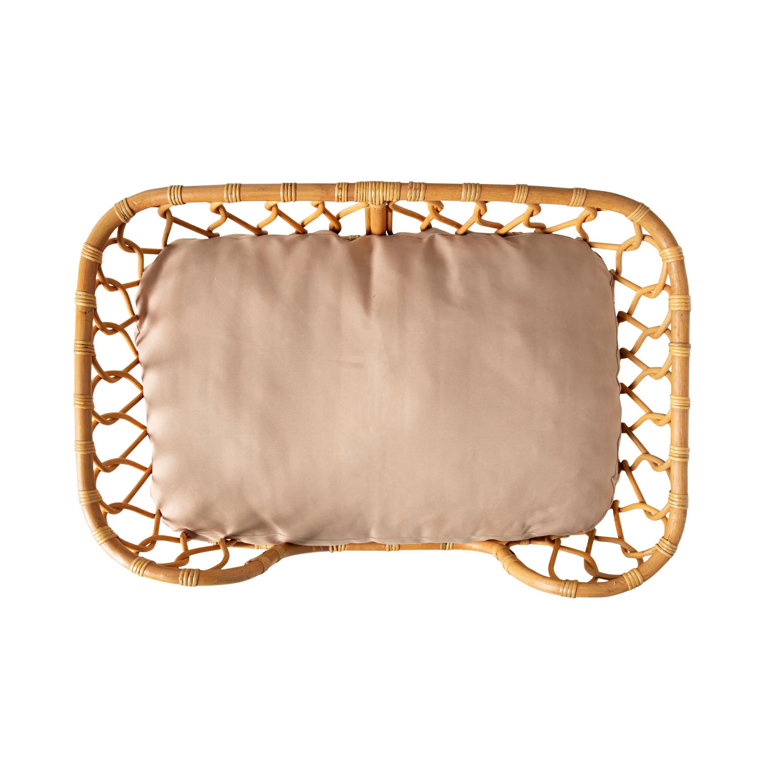Kahlua Twist Rattan Pet Bed 90x55x40cm - Image 5