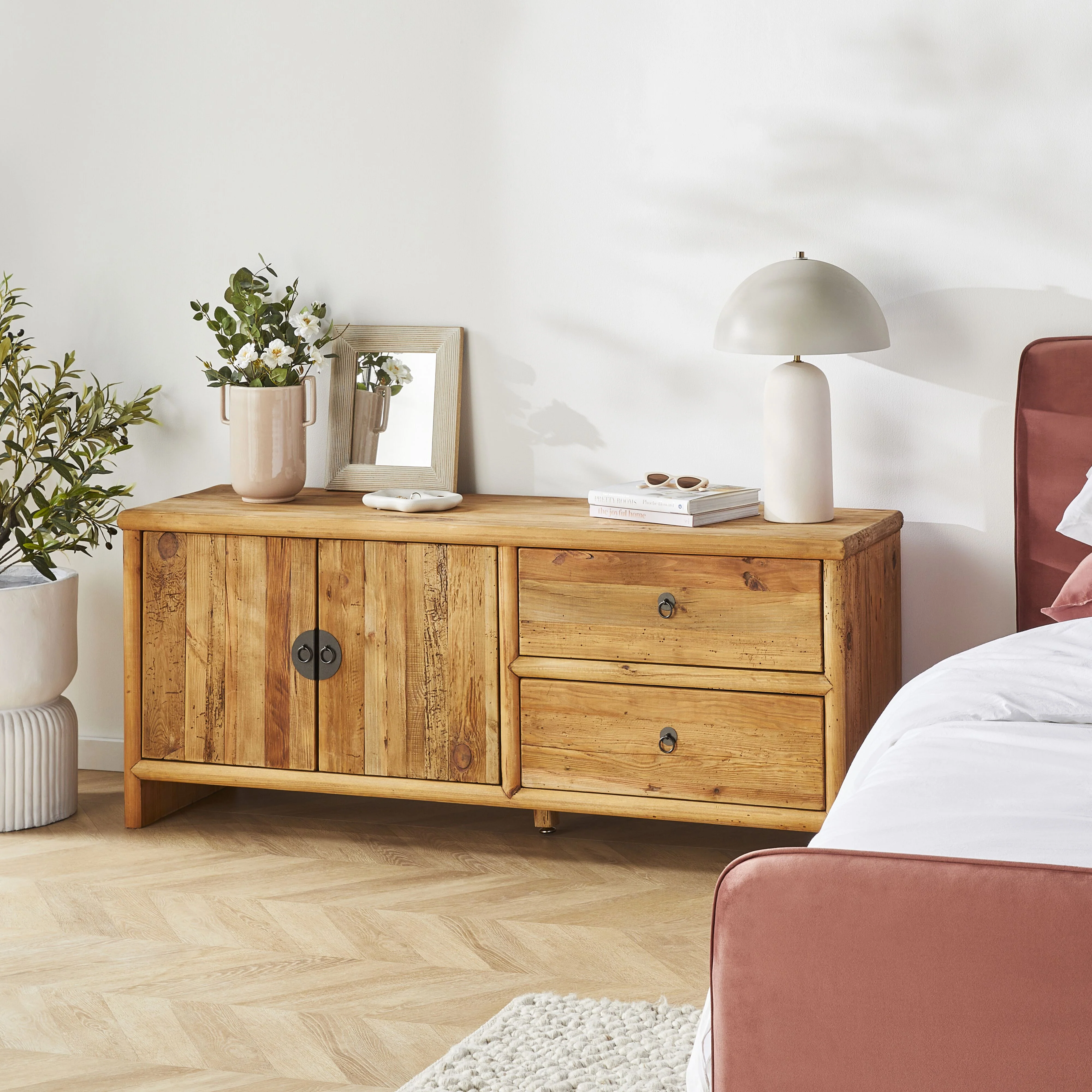 Kalise Reclaimed Timber Medium Sideboard - Image 8