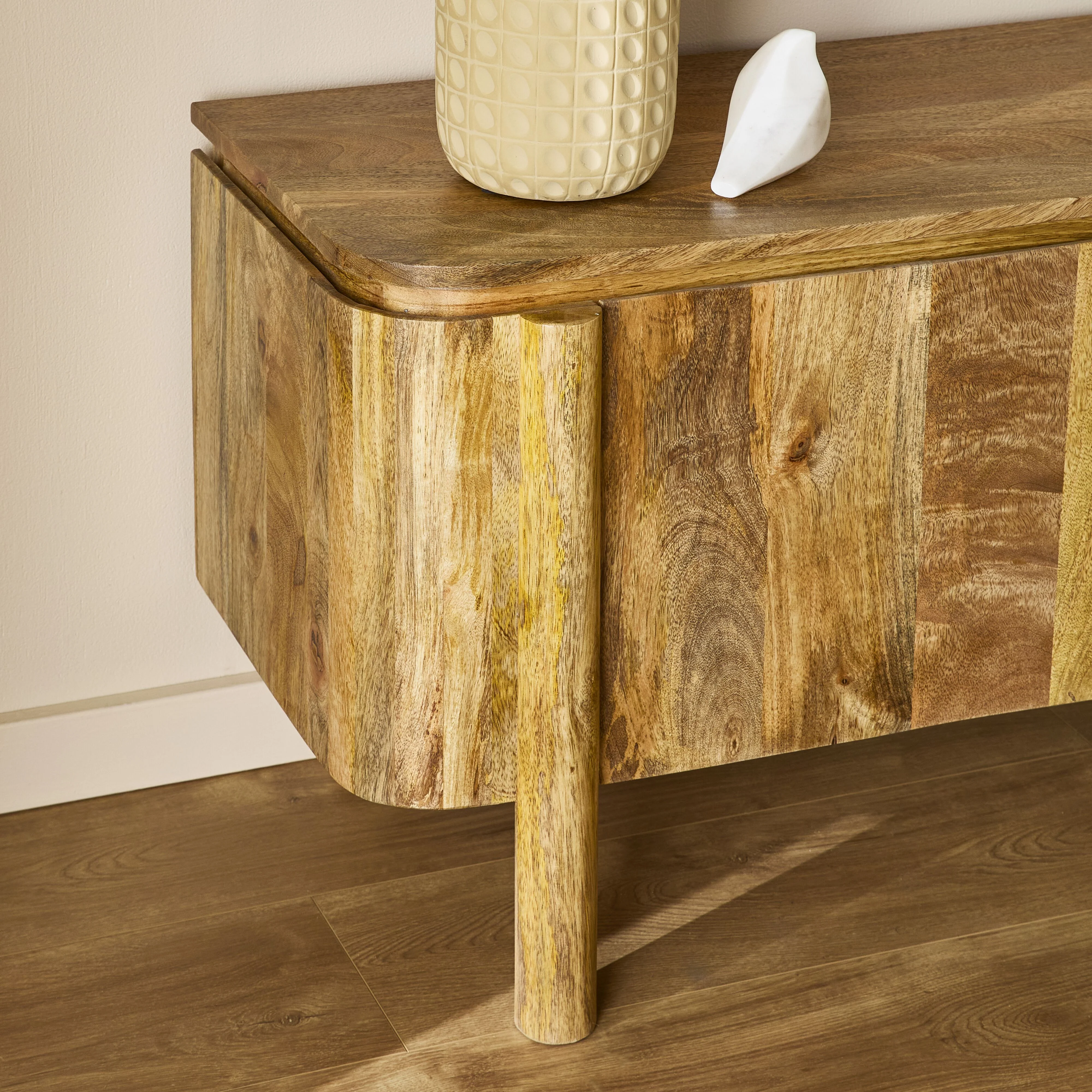 Karli Entertainment Unit 4 Door - Image 10