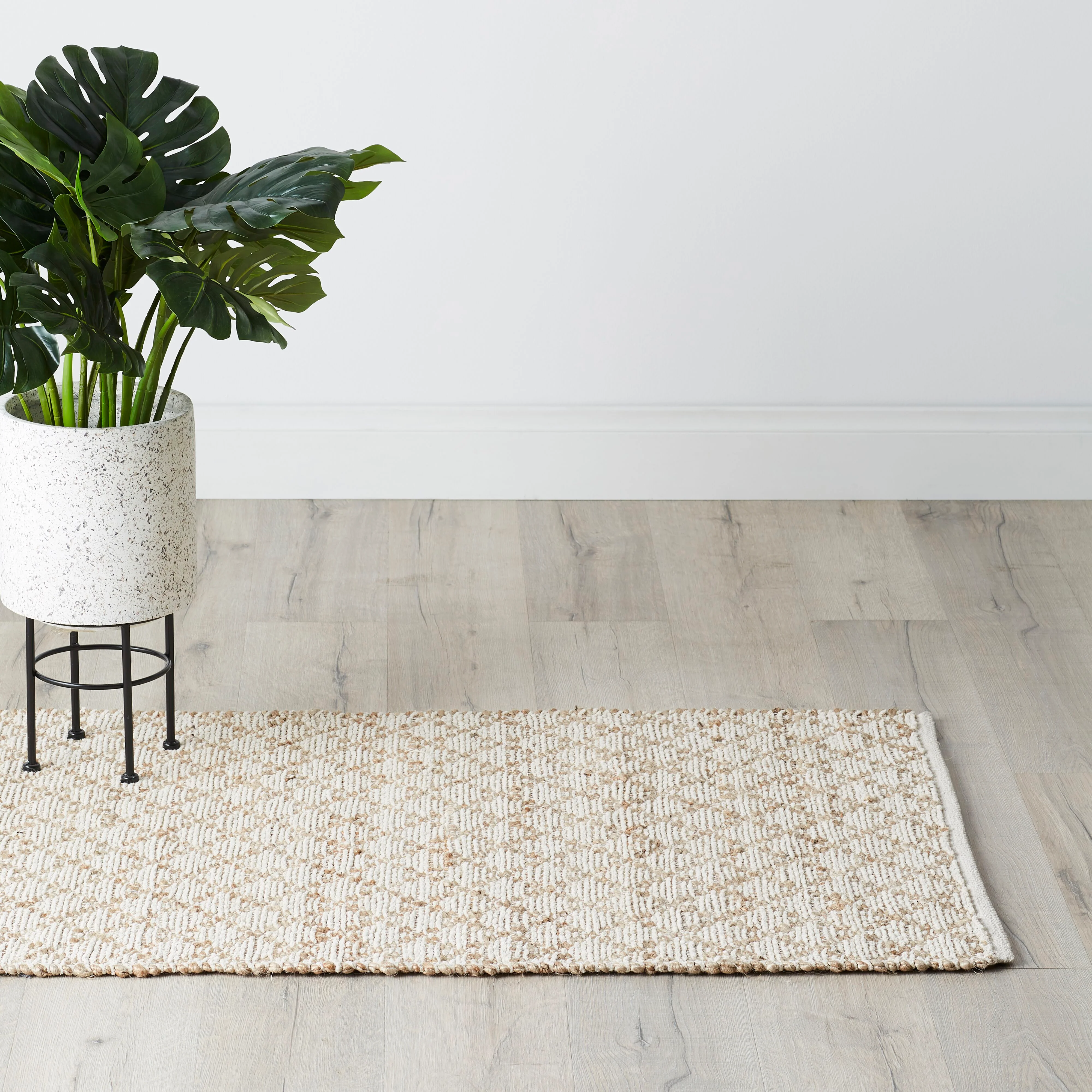Kaya Diamond Board Chenille Woven Natural Cream Rug 150x80cm - Image 8