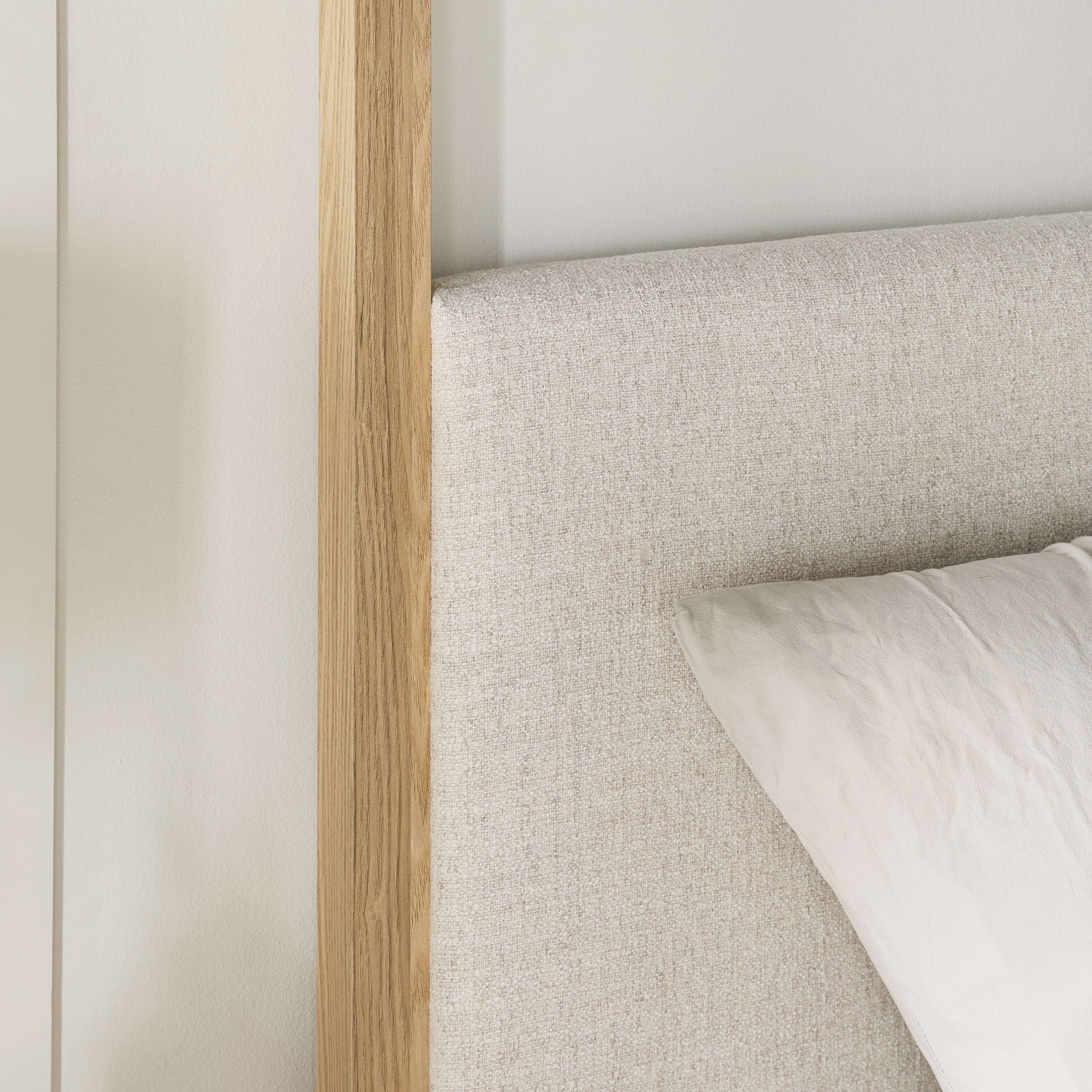 Kenzy 4 Poster Queen Bed - Image 10