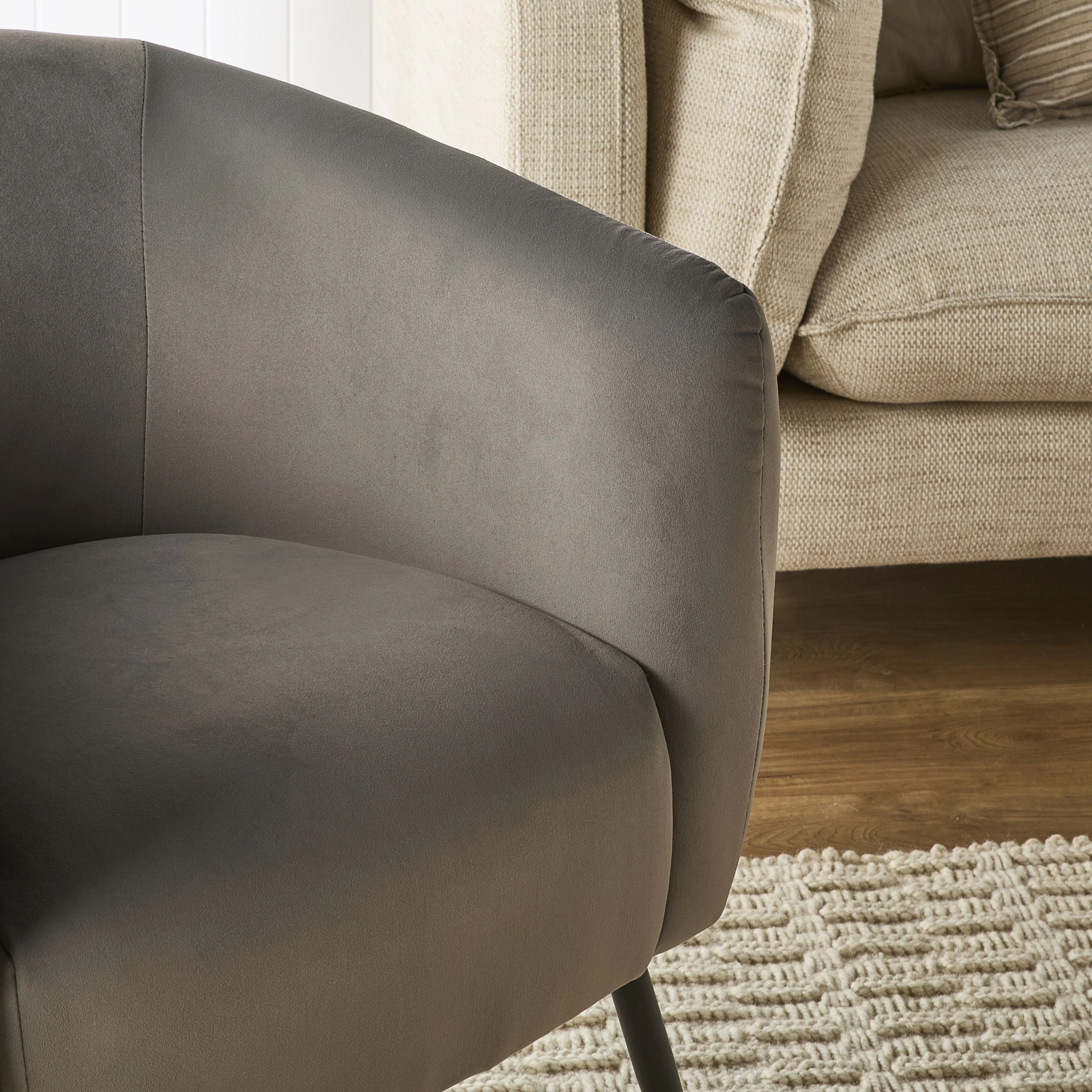 Kianna Occasional Chair Velvet Light Silver - Image 9