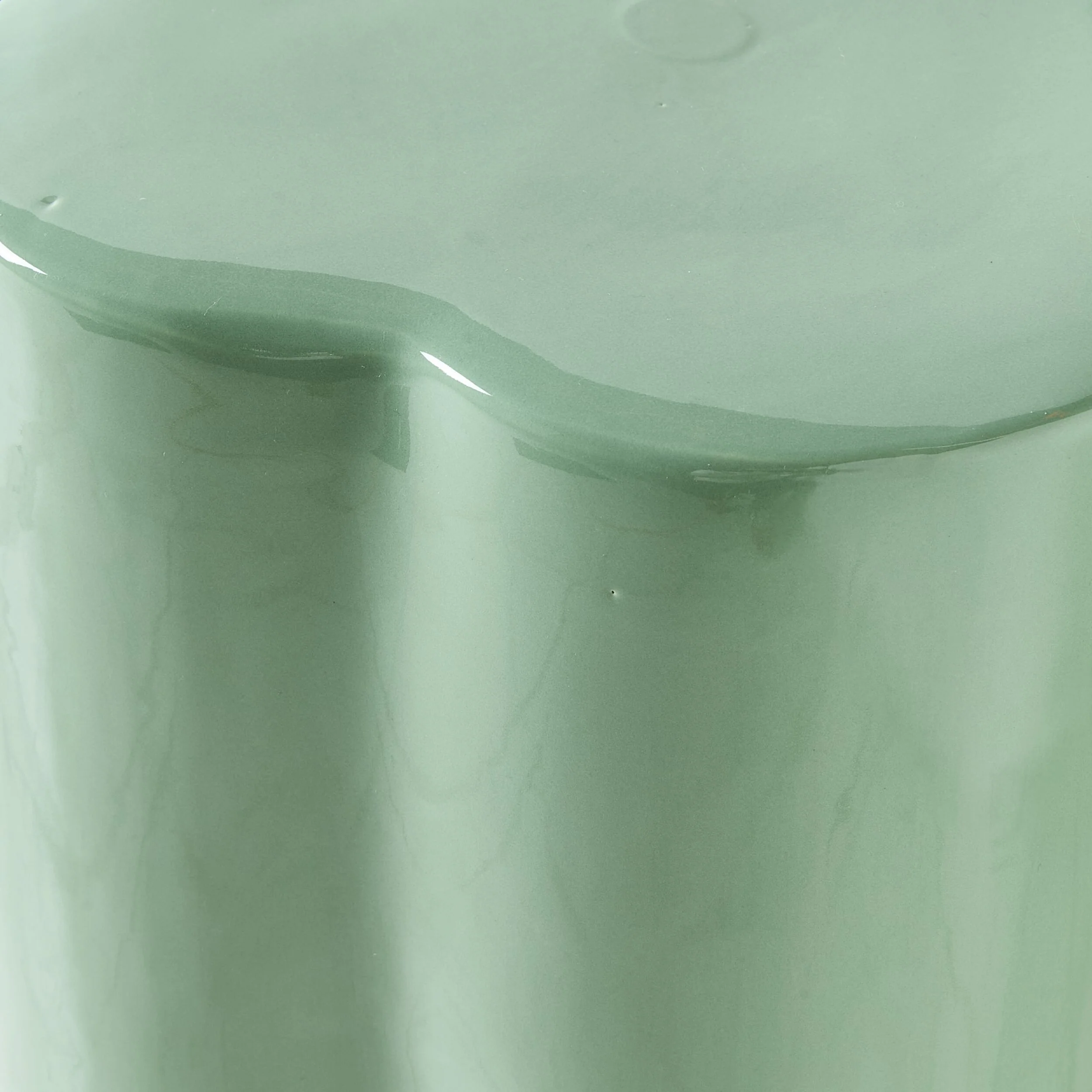Kylix Curvy Stool Green Gloss 46cm - Image 3