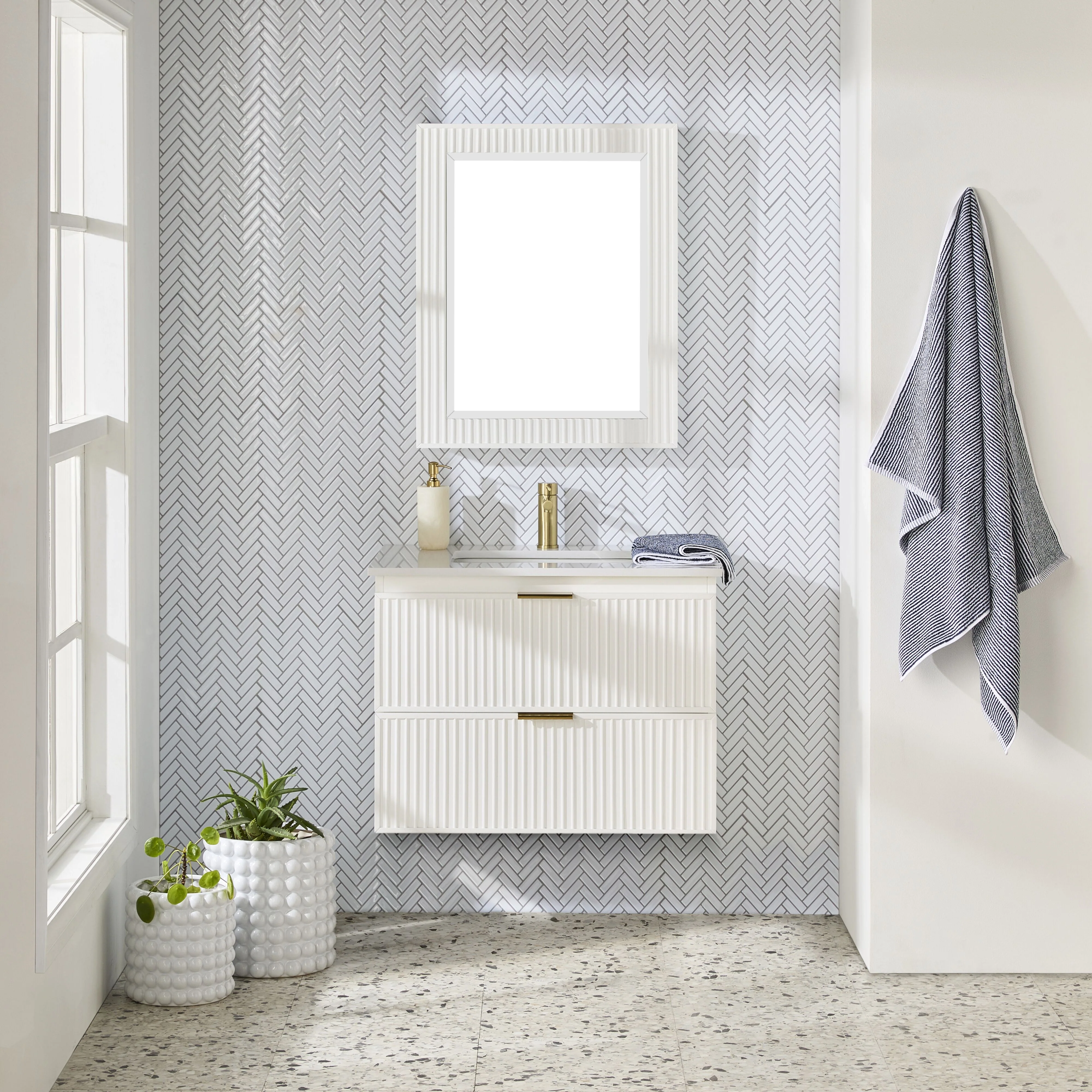 Lennox Vanity Mirror Cabinet White 610x762mm - Image 11