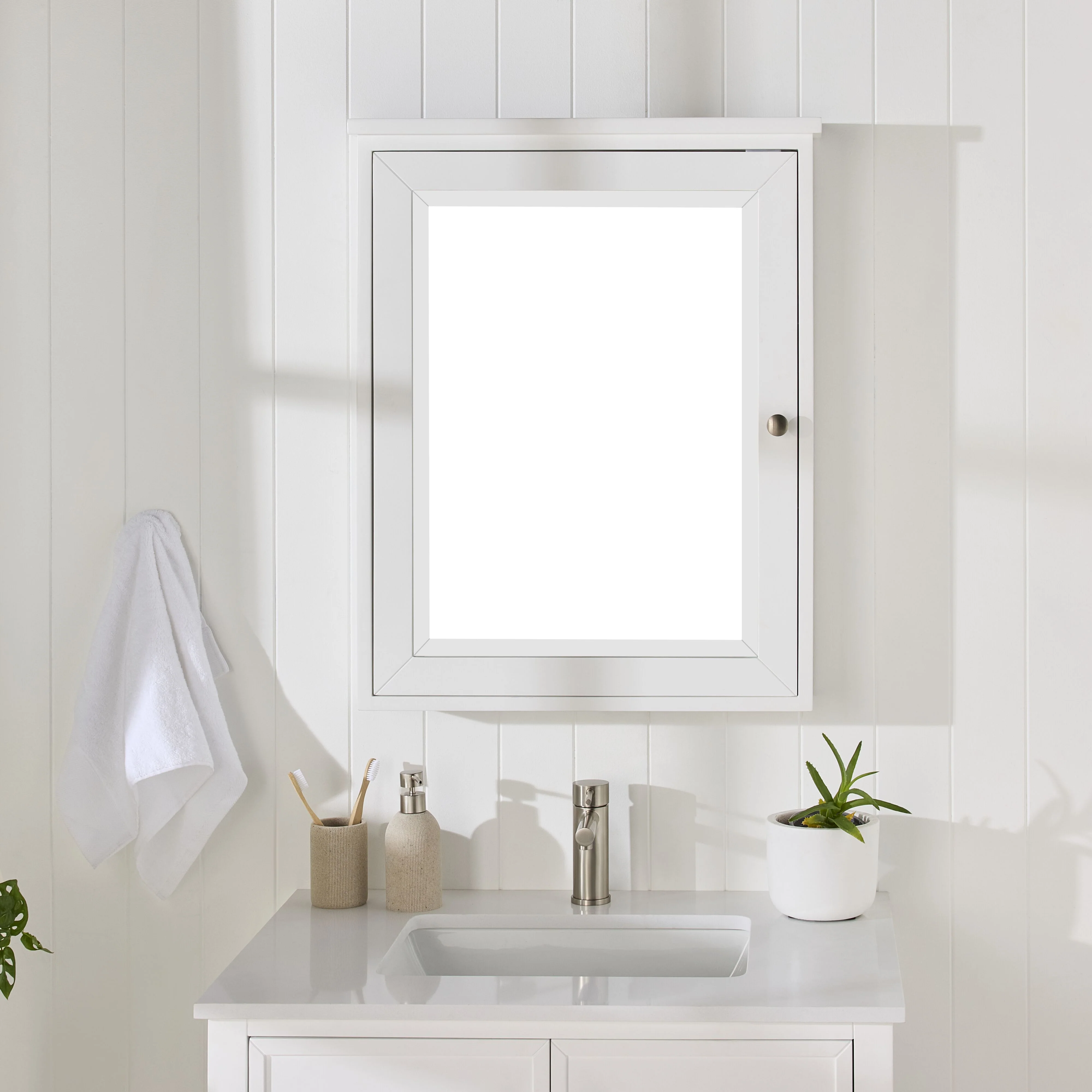 Liam Vanity Mirror Cabinet White 610x762mm - Image 6
