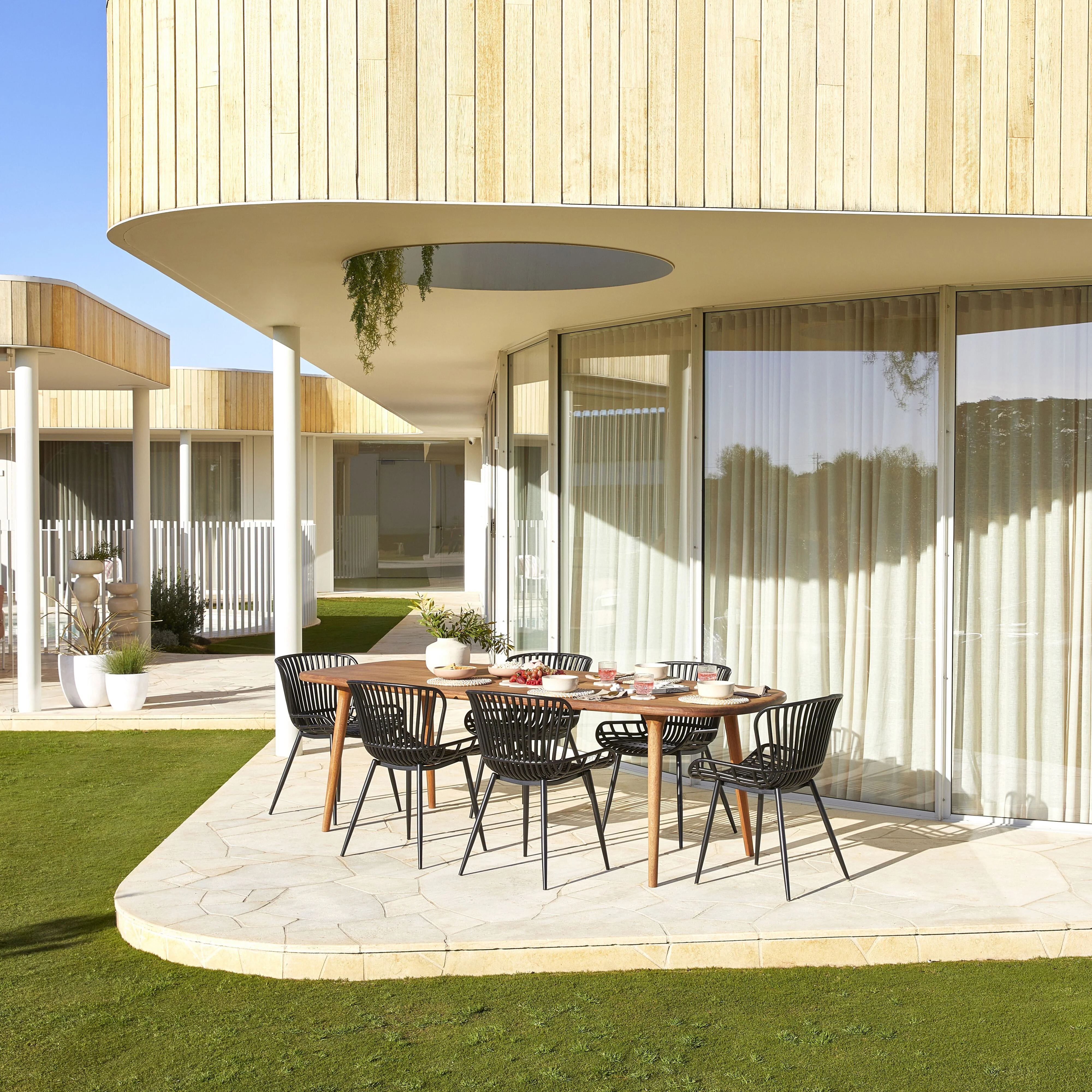 Lini Outdoor Dining Chair Black - Image 6