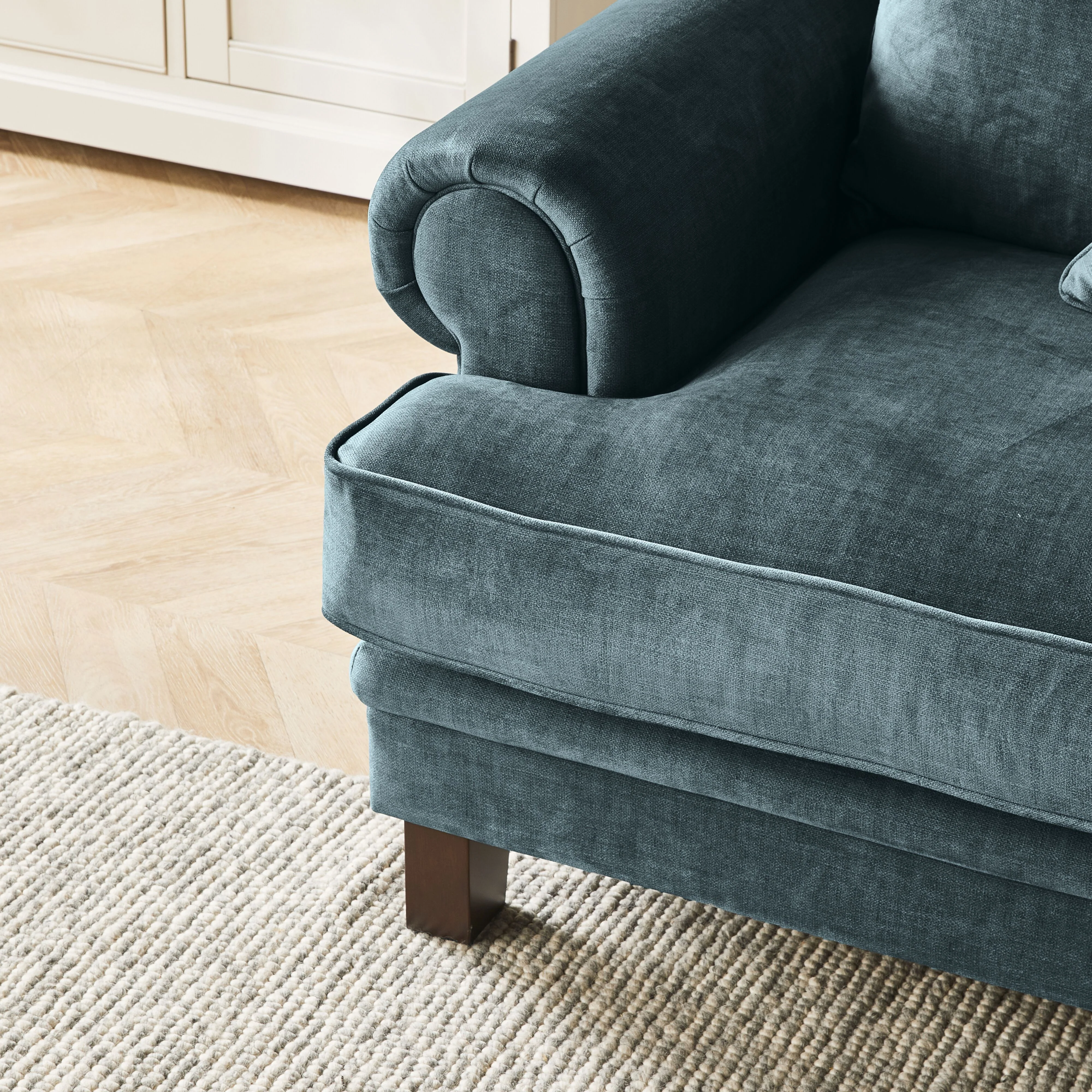 Lisette Velvet Armchair Aura Emerald - Image 8
