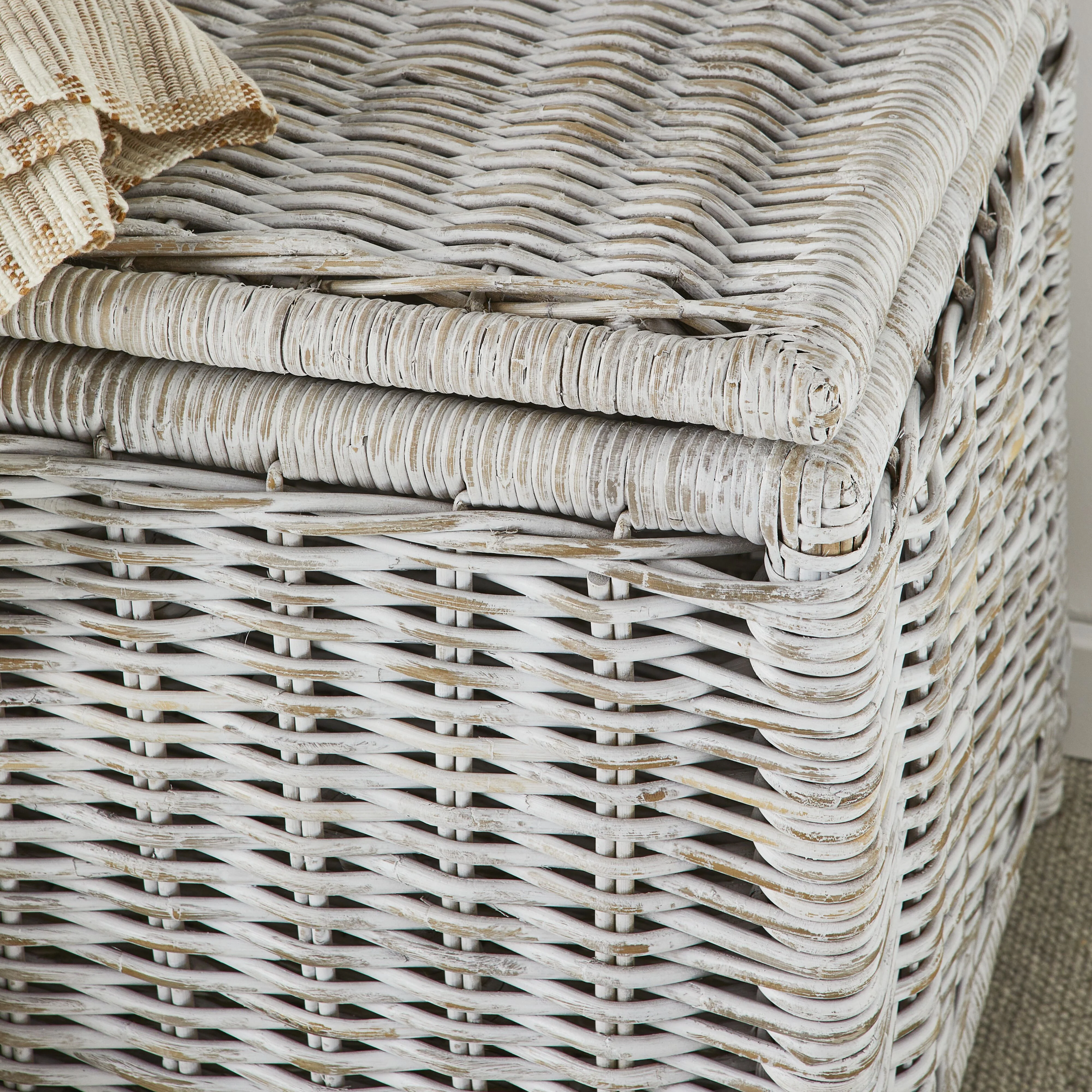 Lorne Blanket Box Large White Wash 78x51x51cm - Image 11