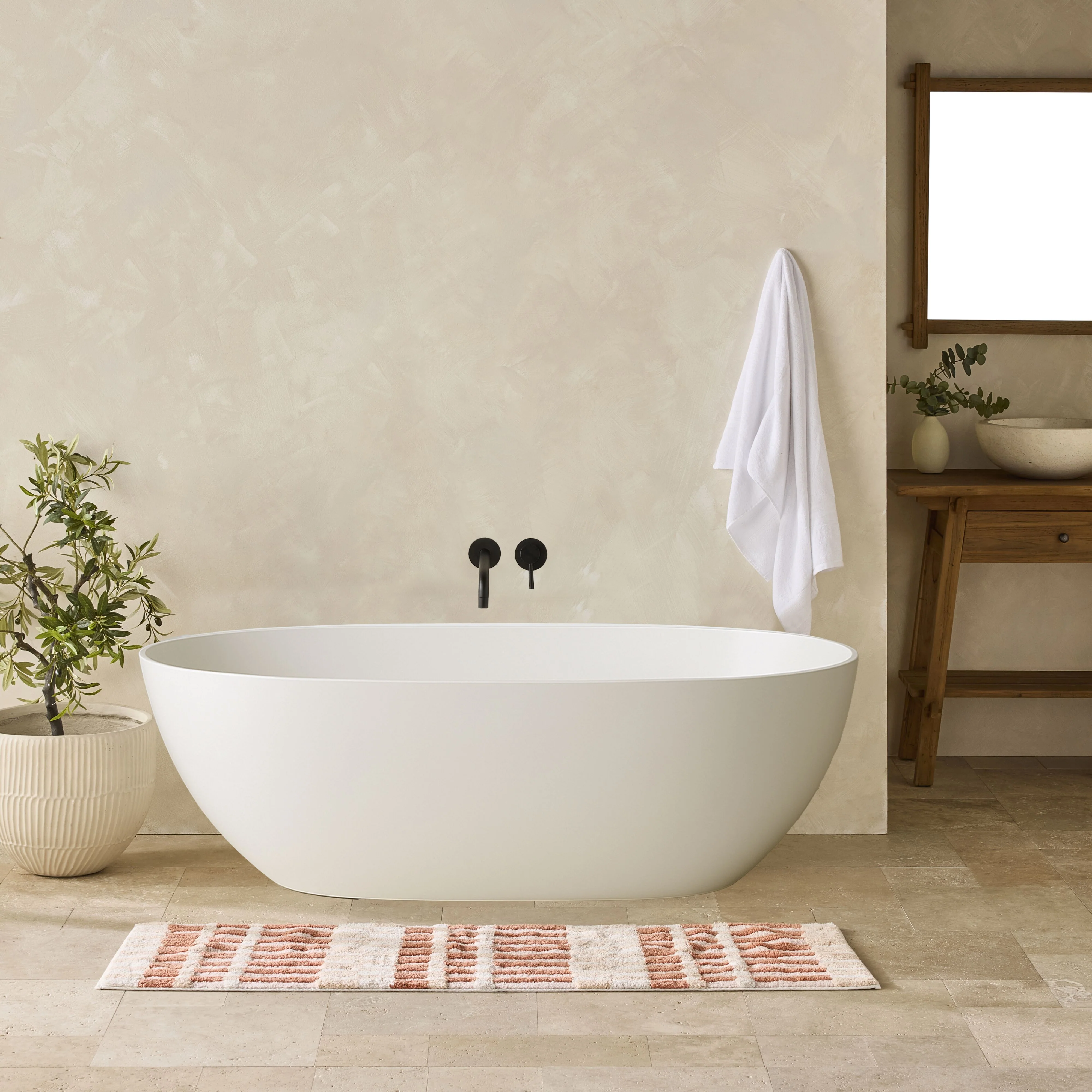Lucca Solid Surface Bath 1600mm - Image 6