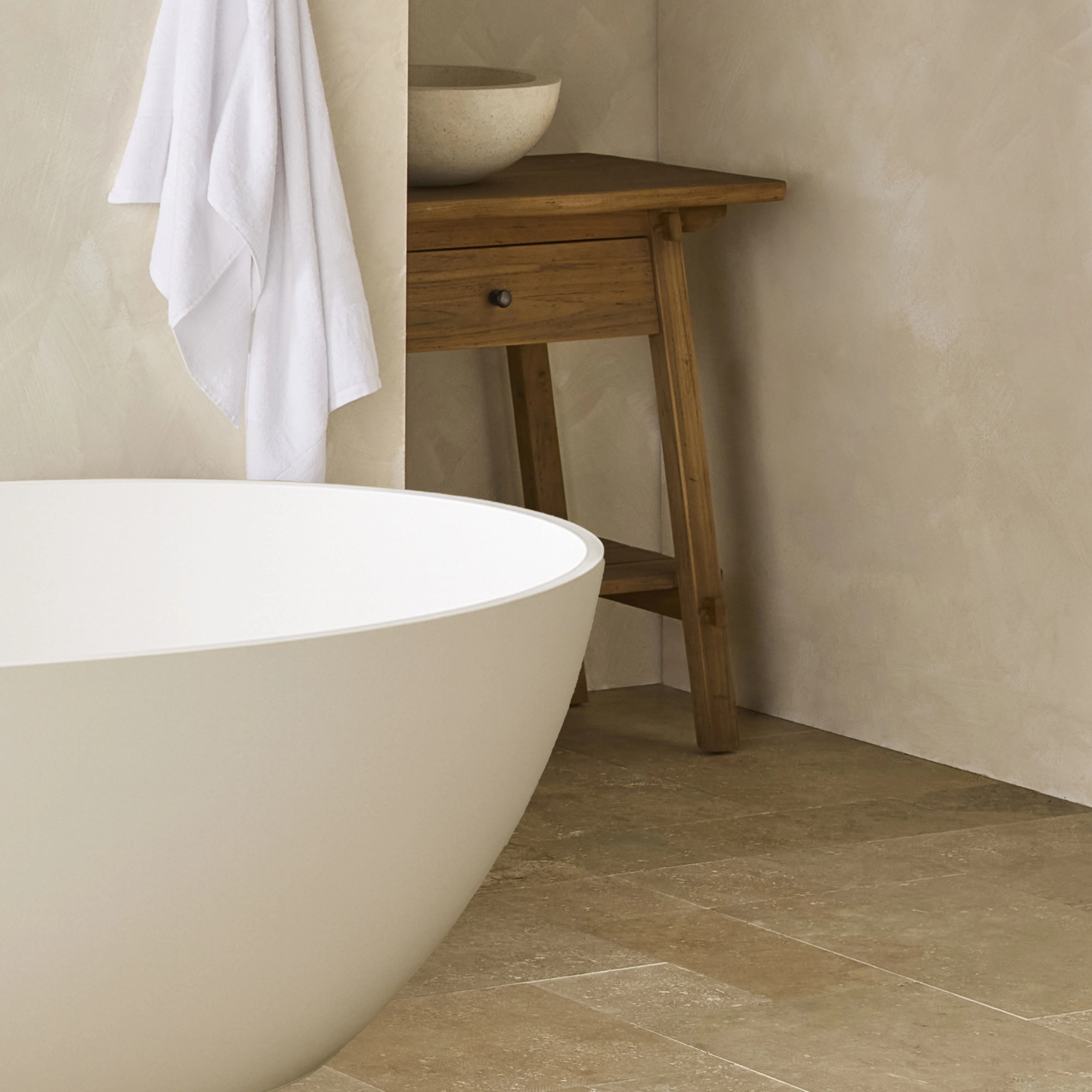 Lucca Solid Surface Bath 1600mm - Image 8