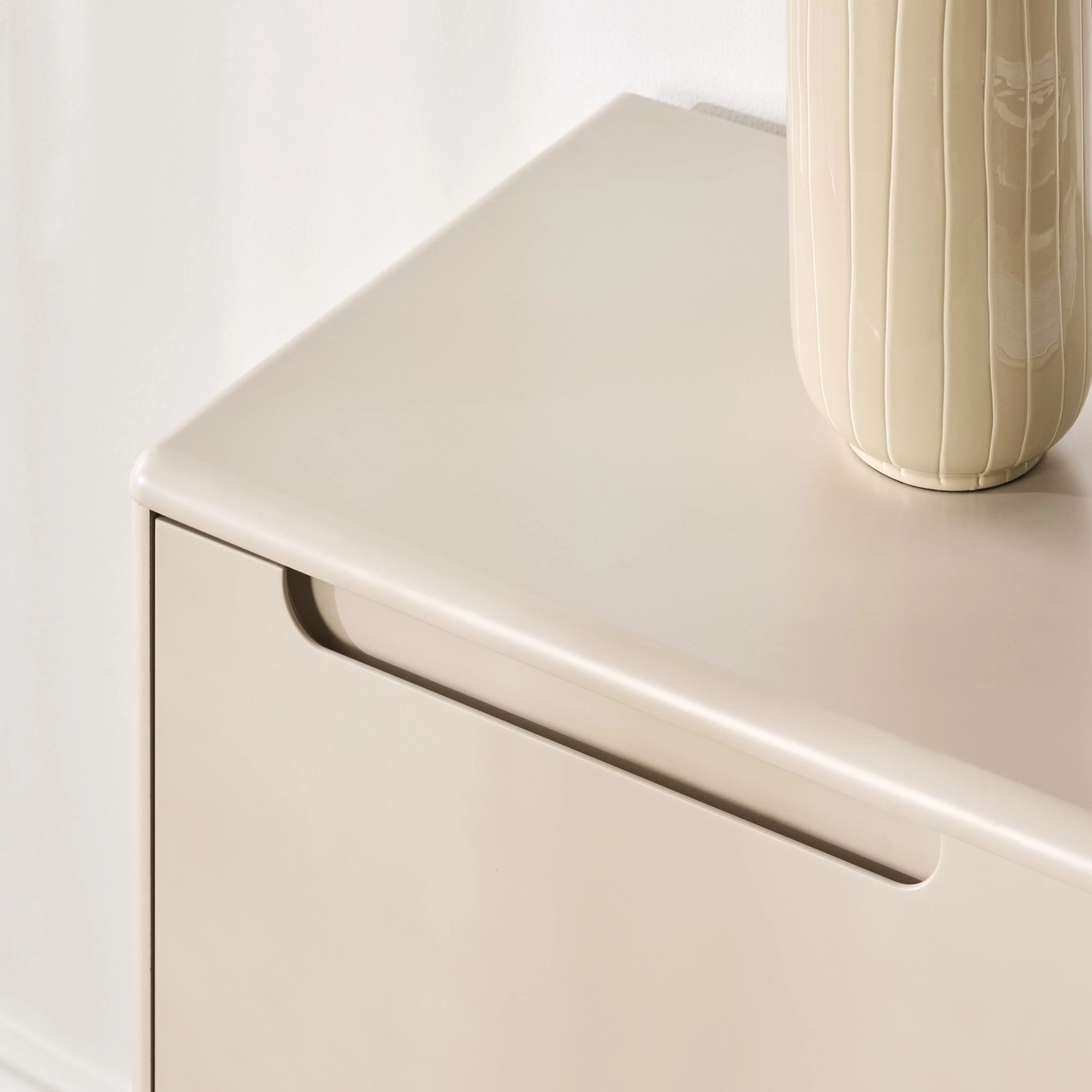 Luno 4 Door Sideboard - Image 13