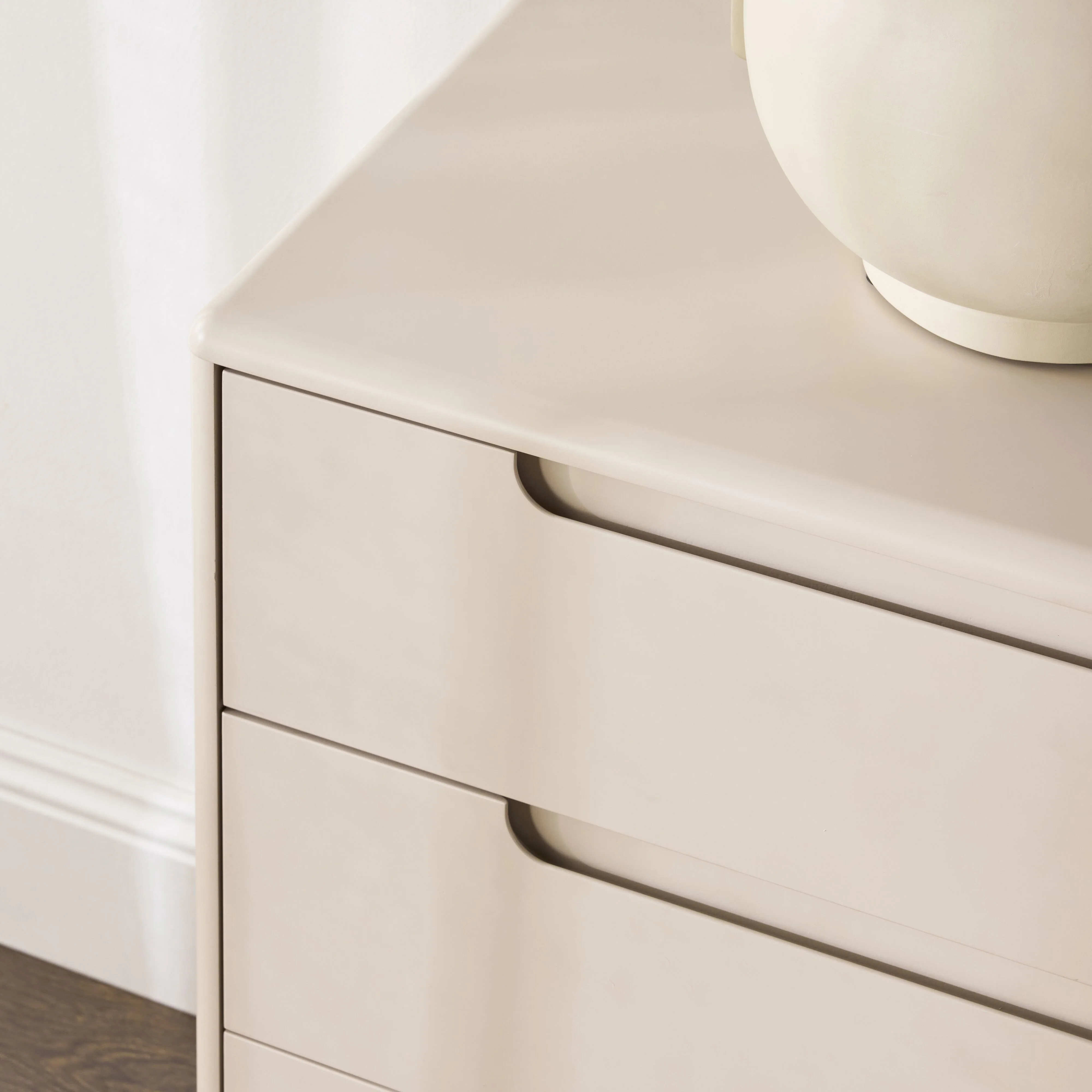 Luno 6 Drawer Chest - Image 9