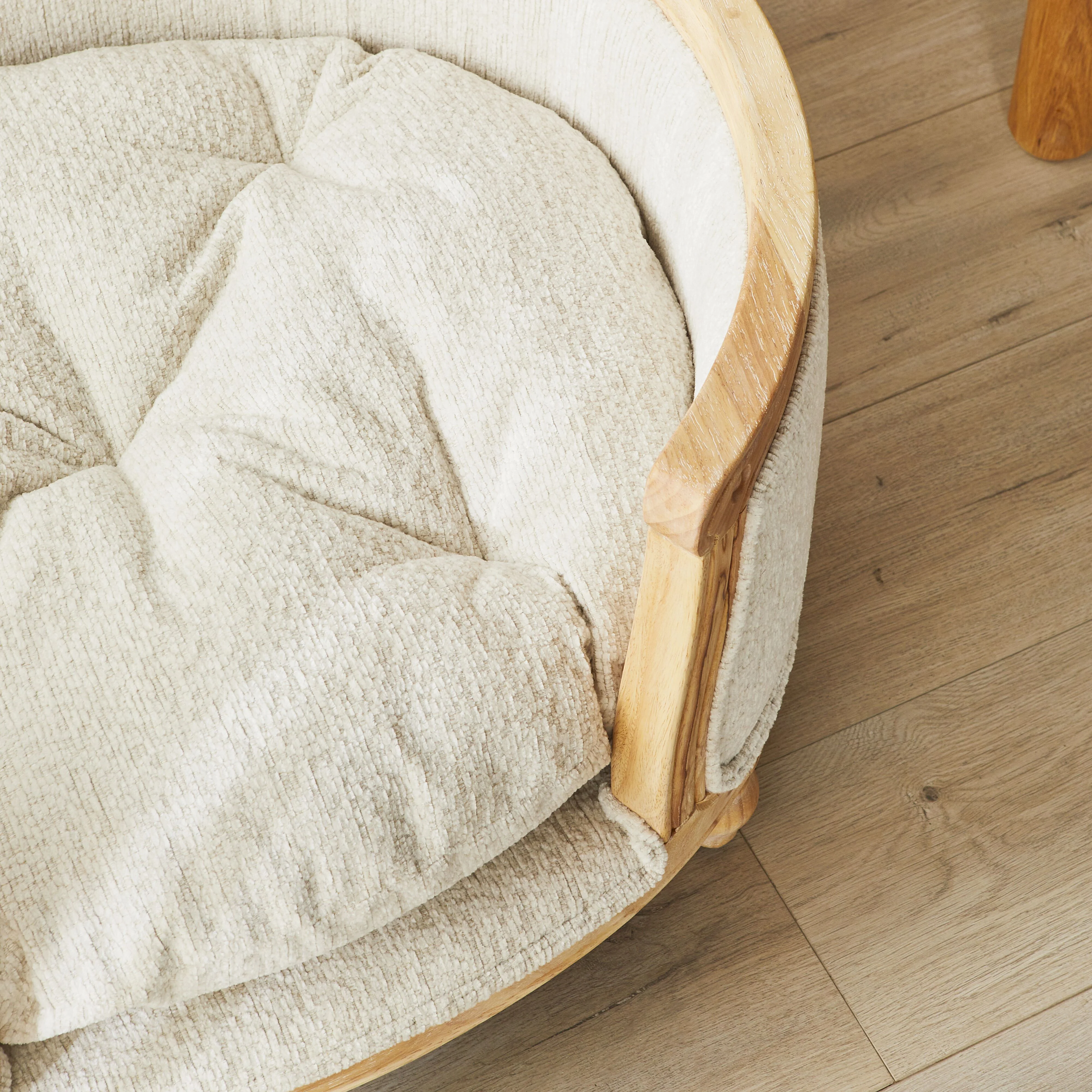 Luxe Dog Bed Ecru 75x70x44cm - Image 8