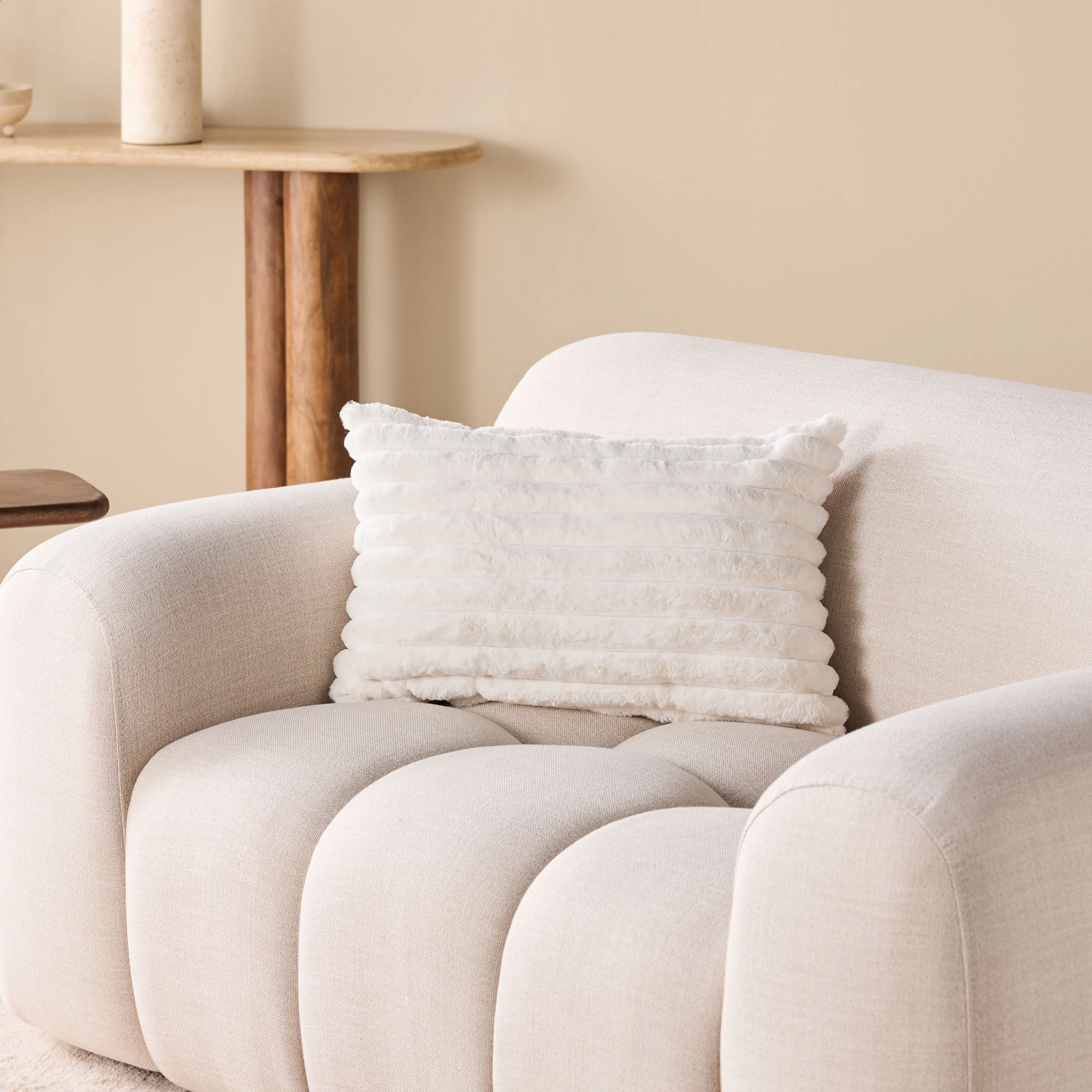 Luxe Rib Faux Fur Cushion Antique White 55x35cm - Image 4
