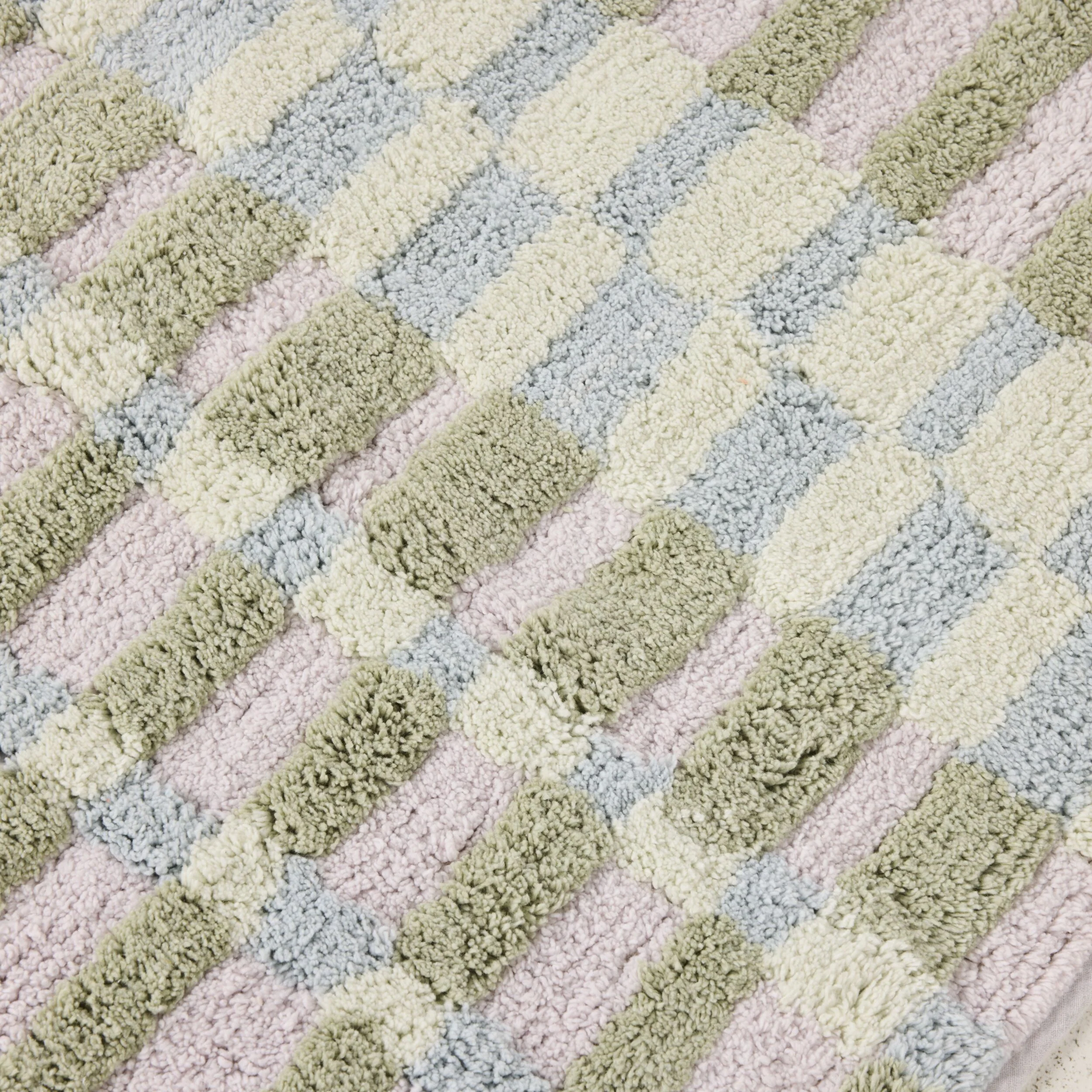 Maison Hi Lo Bath Runner Lilac Check - Image 2