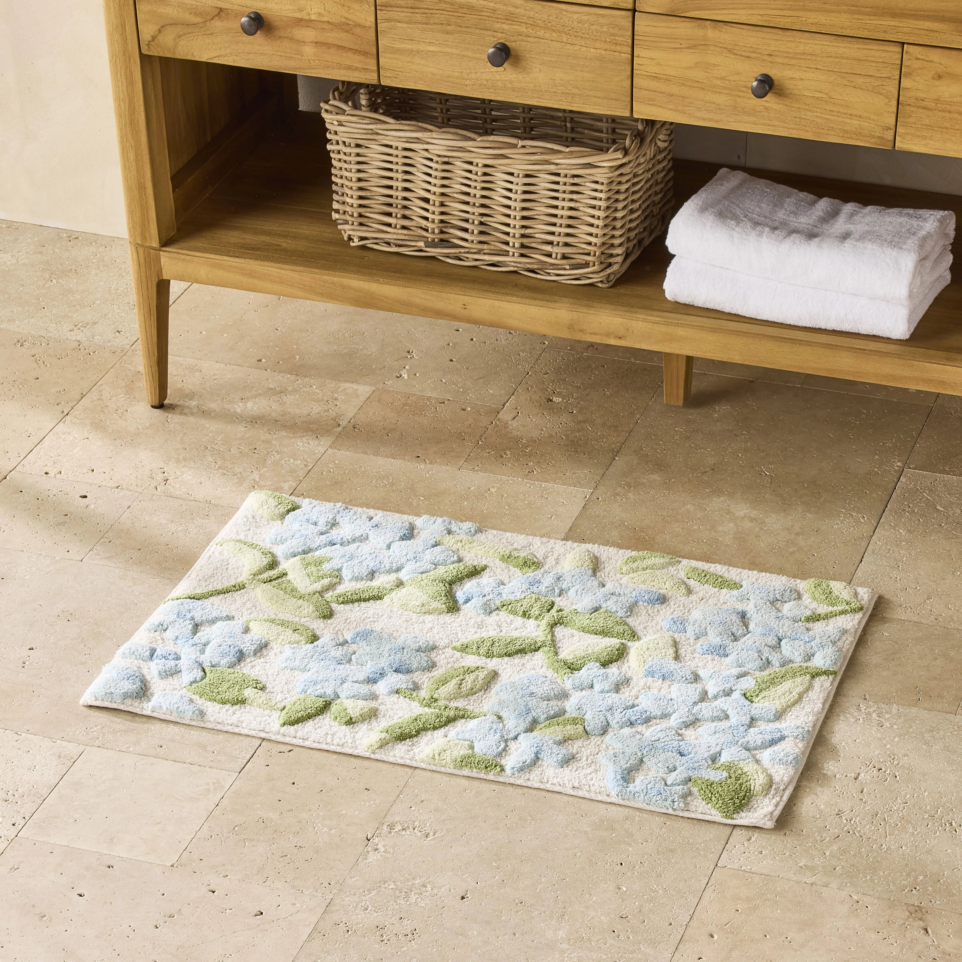 Maison Hi Lo Bathmat Hydrangea - Image 3