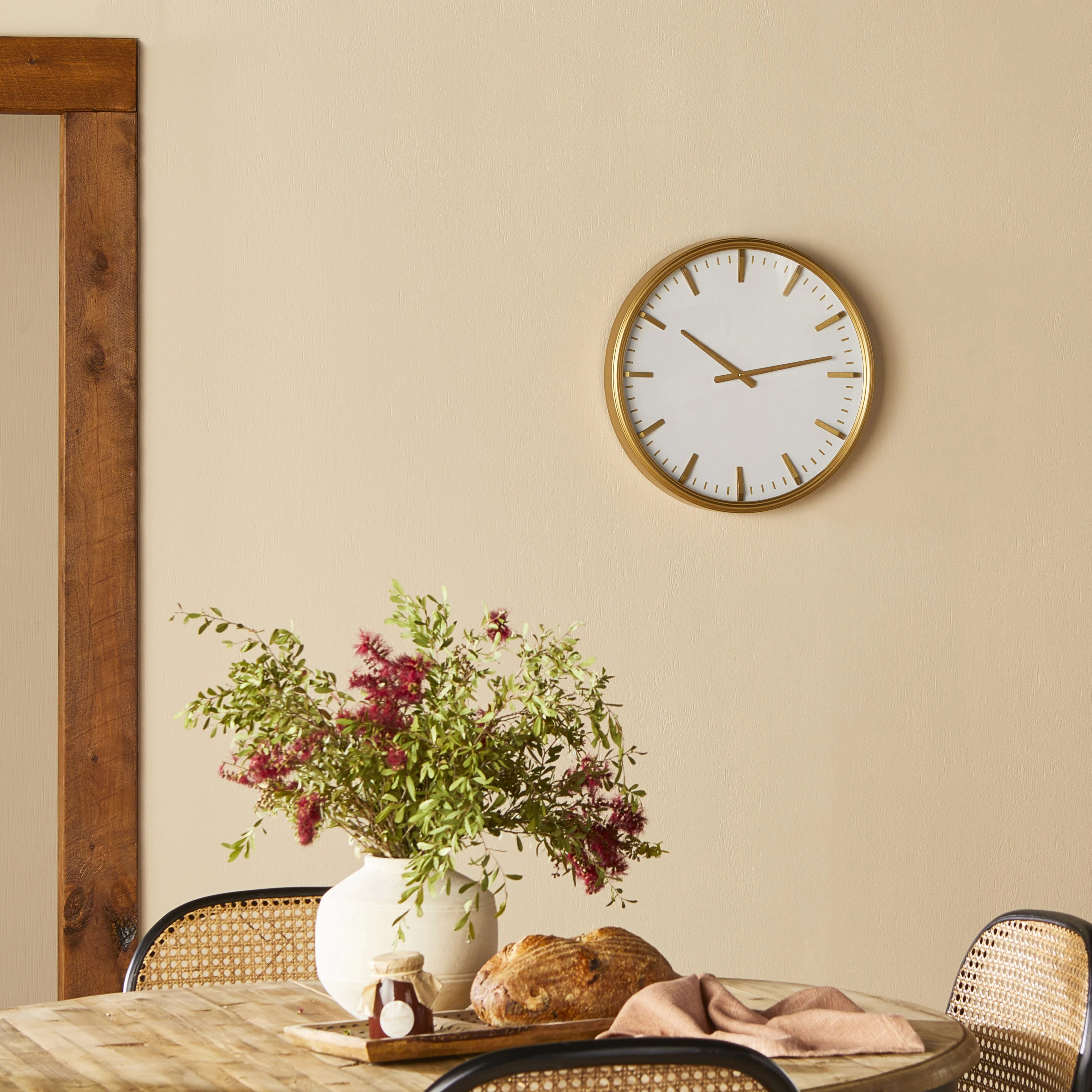 Manhattan Wall Clock Gold 48x48x7.7cm - Image 7