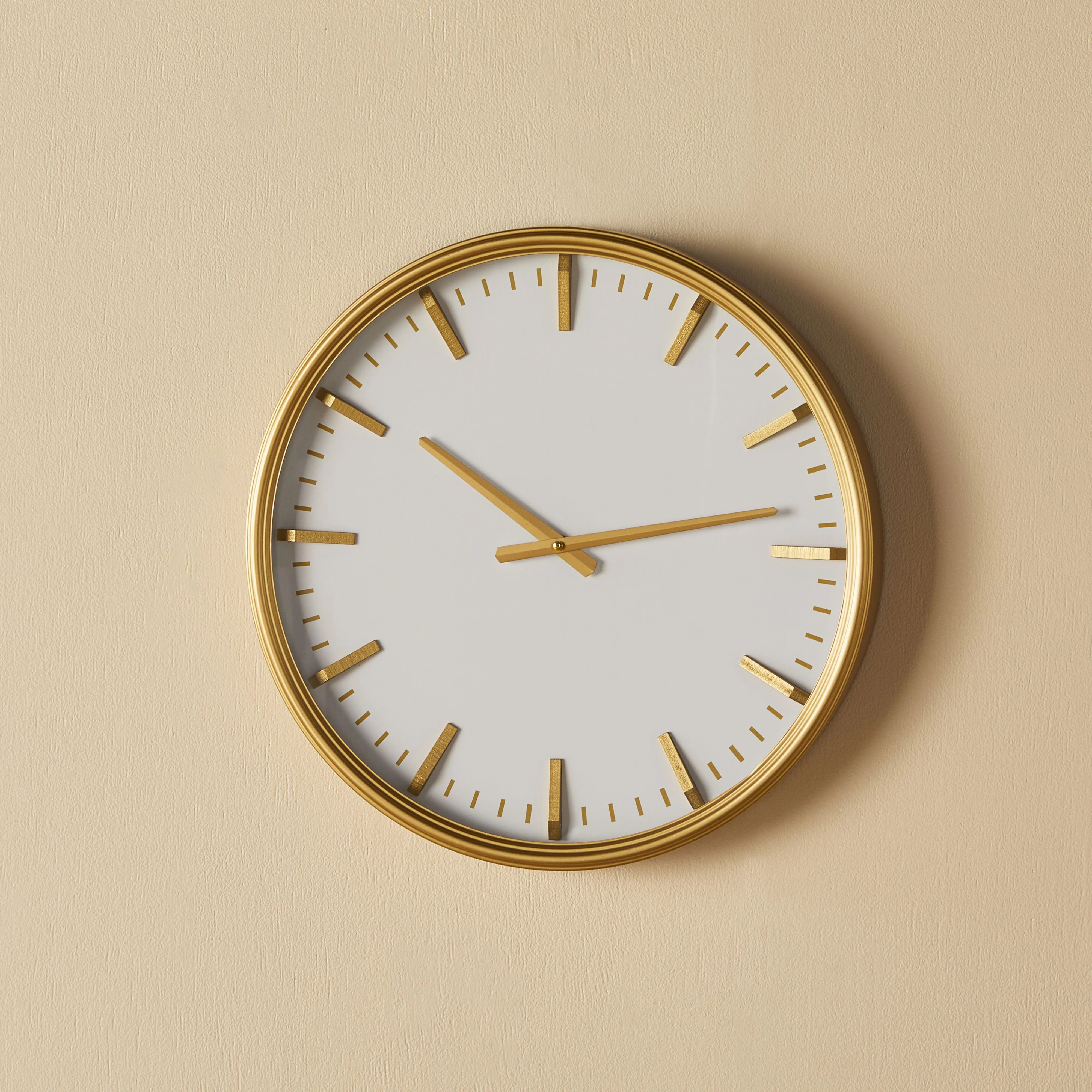 Manhattan Wall Clock Gold 48x48x7.7cm - Image 8