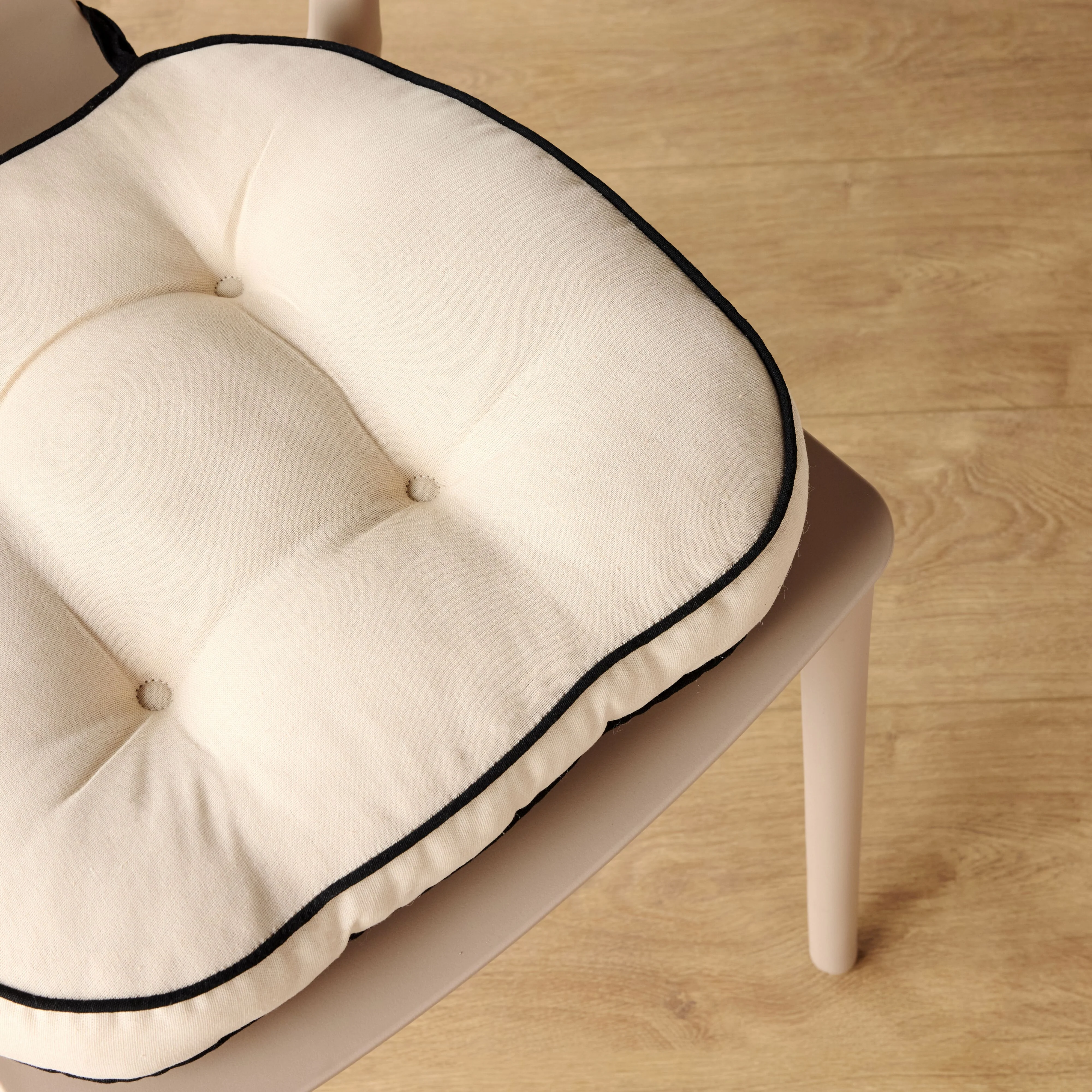 Marais Natural Seat Cushion 41x44x5cm - Image 12